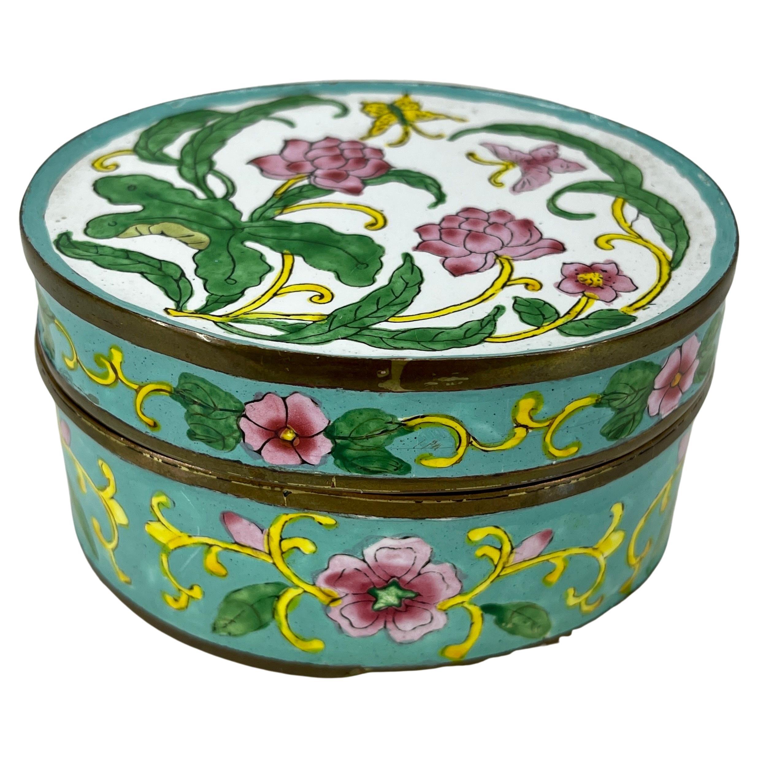 Oval Flower Decorated Cloisonné Enamel Jewelry Box, China, 1920's 3