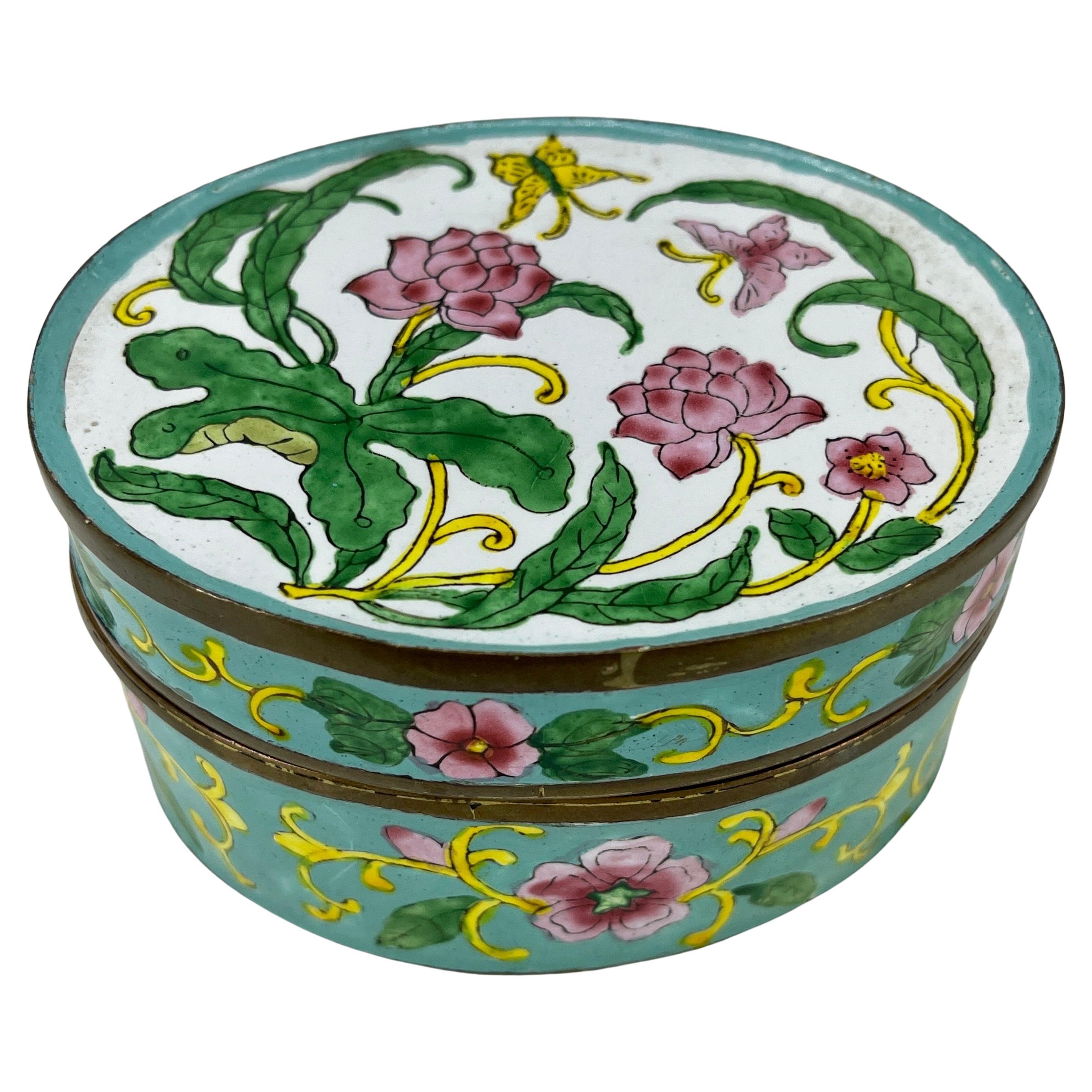 20th Century Oval Flower Decorated Cloisonné Enamel Jewelry Box, China, 1920's