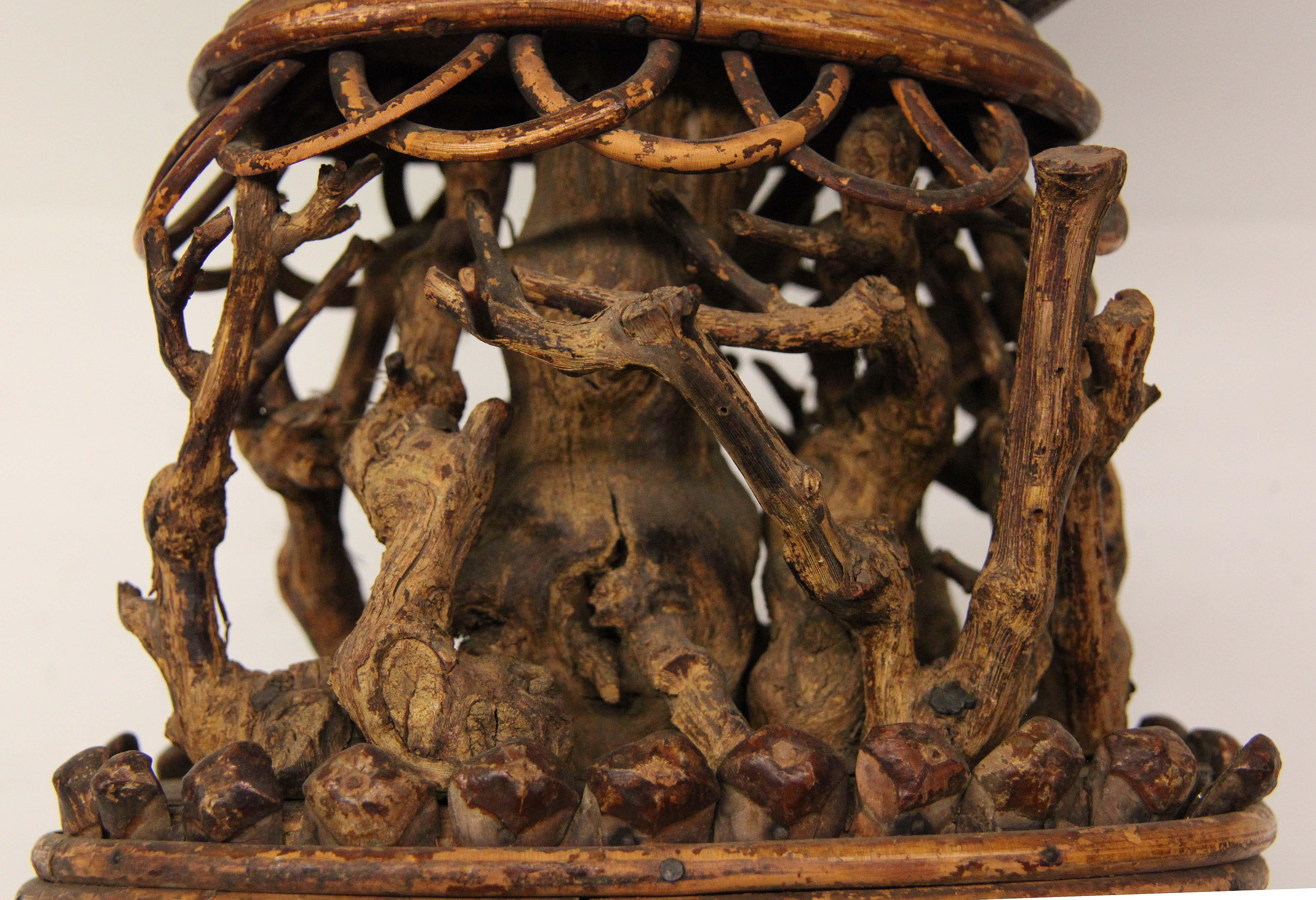 Oval Folk Art Basket Centerpiece For Sale 2