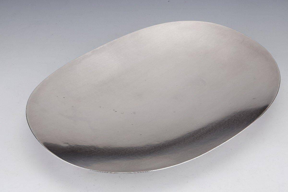 Mid-Century Modern Oval Fruit Bowl In Hammered Silver XXth Around 1960 Zurich For Sale