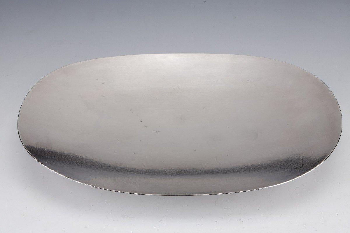 Ovale Obstschale aus gehämmertem Silber XX. Jahrhundert um 1960 Zürich im Zustand „Hervorragend“ in SAINT-OUEN-SUR-SEINE, FR