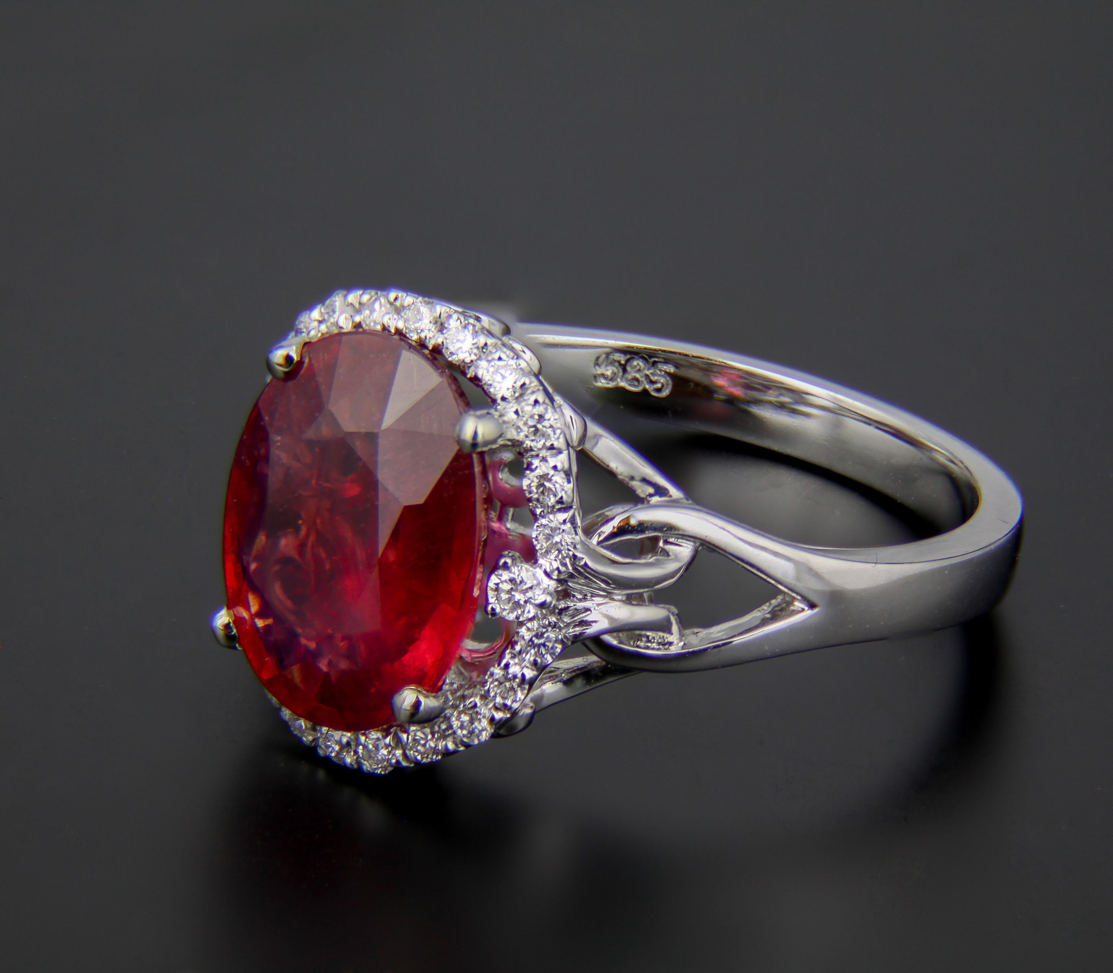 For Sale:  Oval Garnet 14k gold ring 6