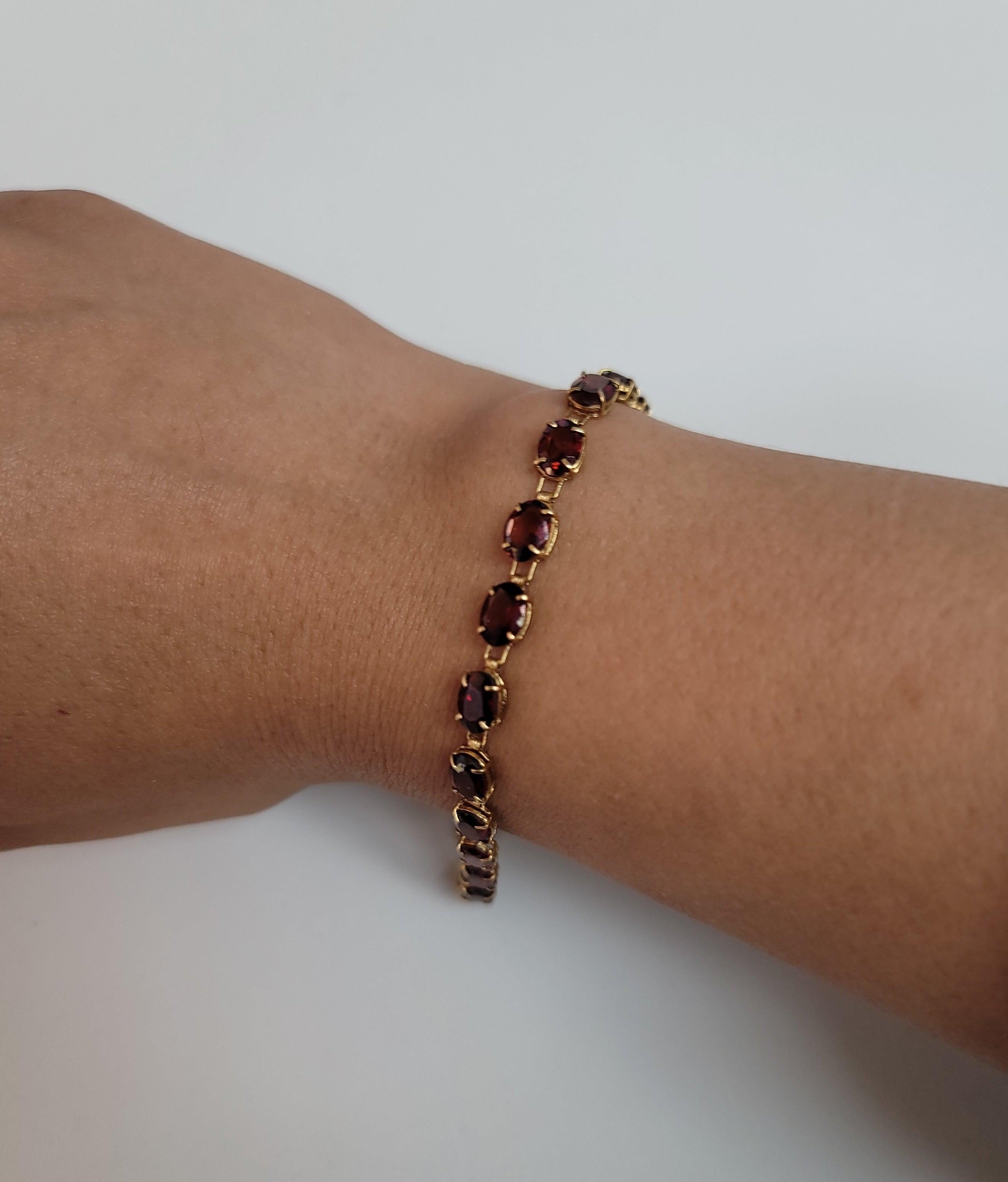 Femenino o masculino Pulsera de Tenis Granate Oval 21.00cttw Oro Amarillo 14k u Oro Blanco 14k en venta