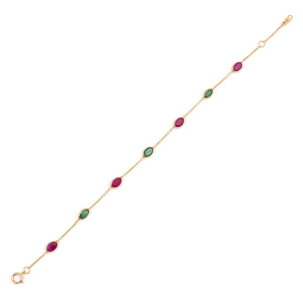 Oval Genuine Ruby and Emerald 18k Yellow Gold Bracelet In New Condition In New York, NY