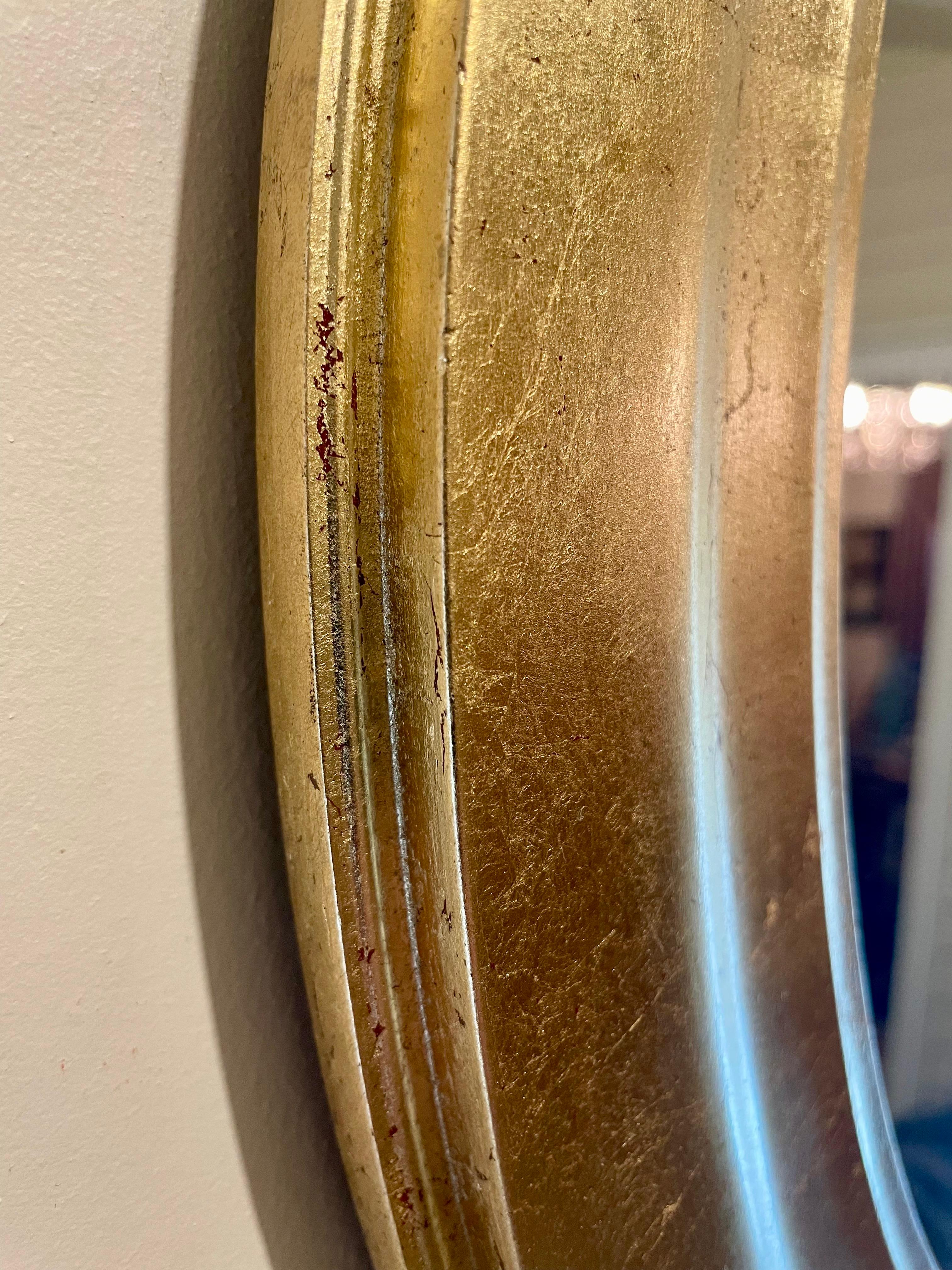 Oval Gilt Wood Mirror In Good Condition In New York, NY