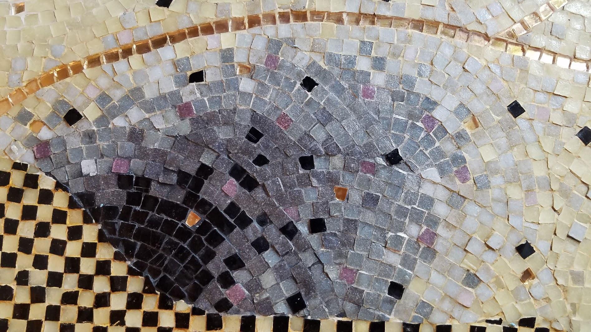 Oval Glass Tile Mosaic Cocktail Table by Genaro Alvarez Mexico, circa 1958 2