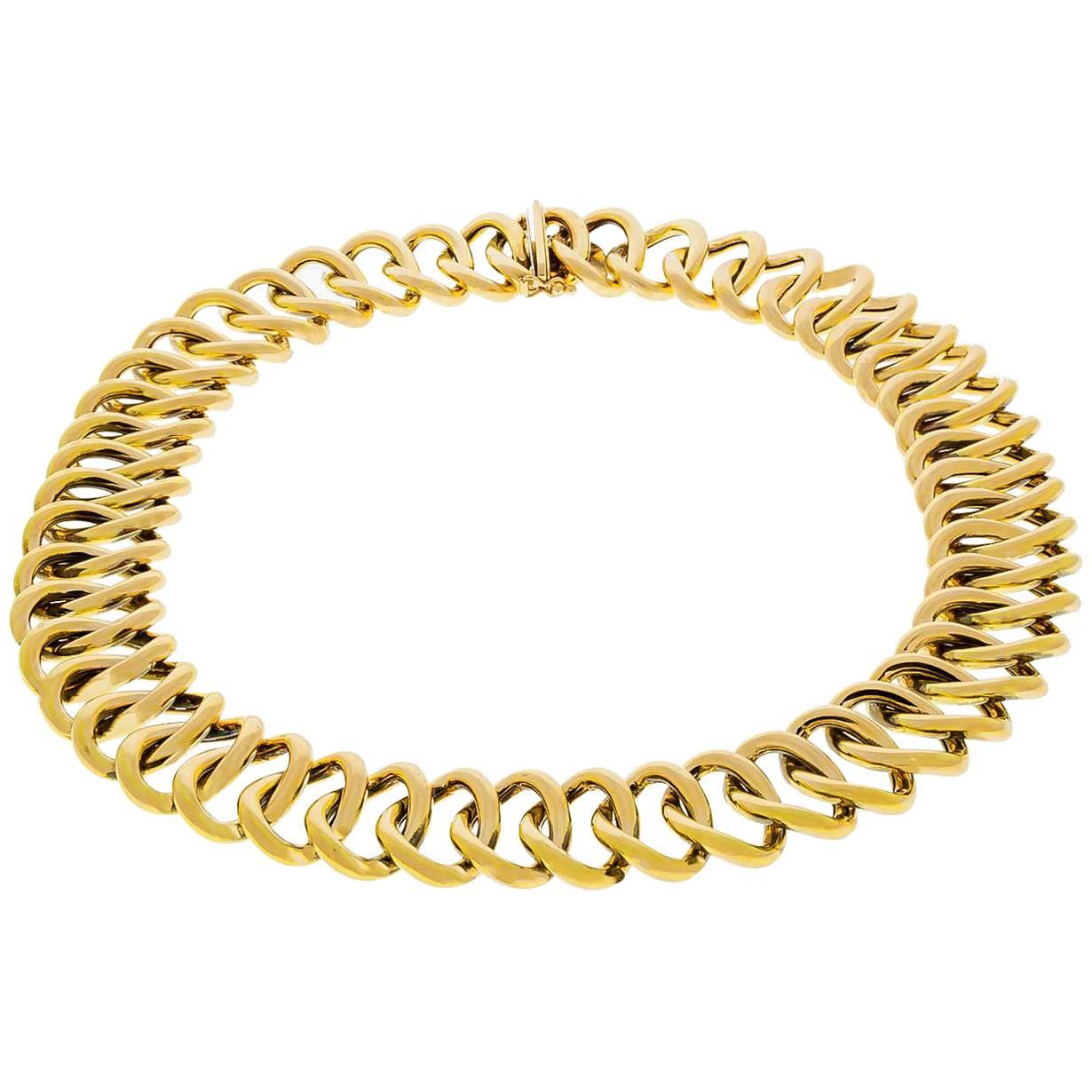 Oval Gold Link Necklace For Sale