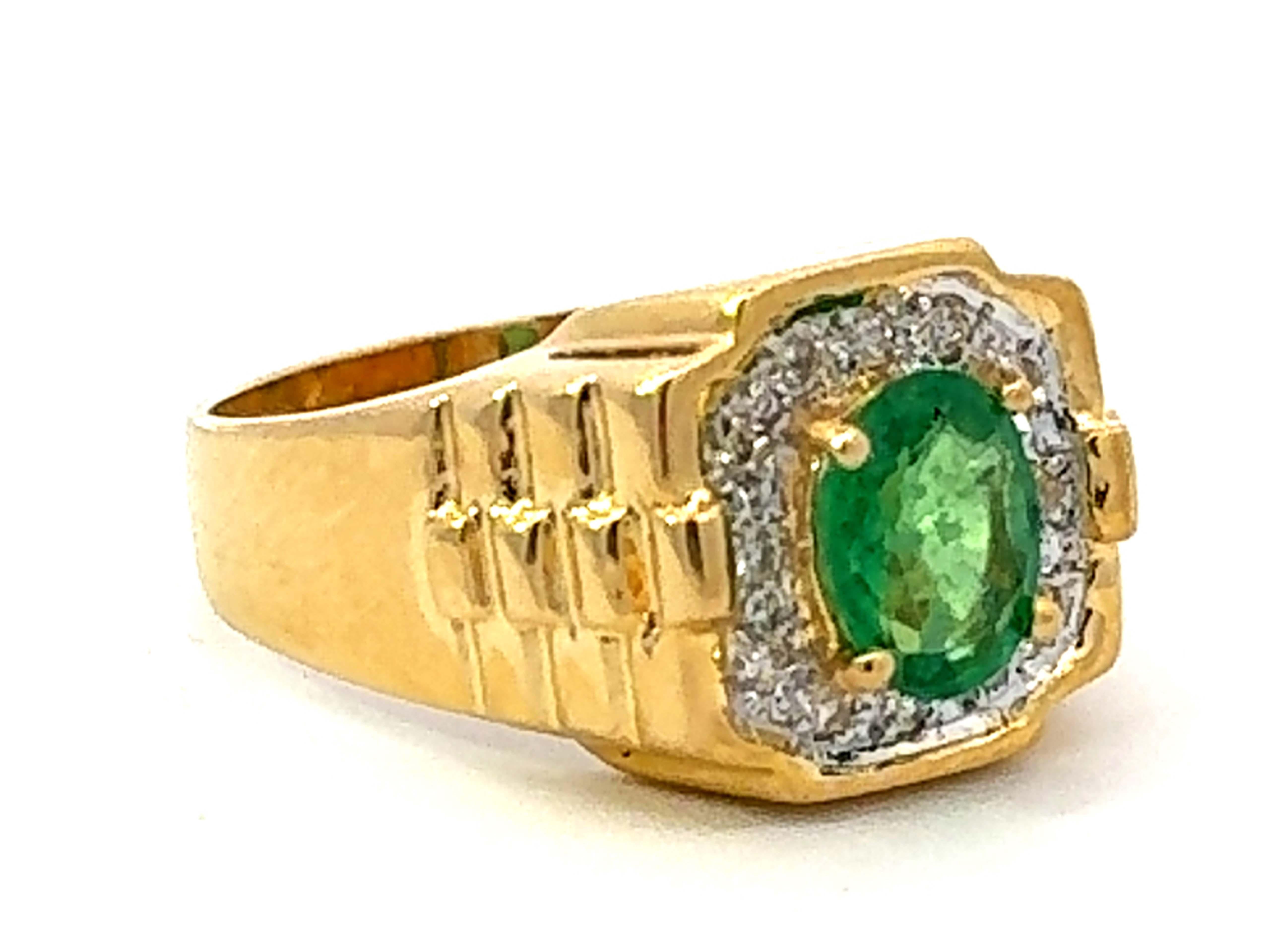 Modern Oval Green Emerald and Diamond Halo Rolex Shoulders Ring 18k Yellow Gold For Sale