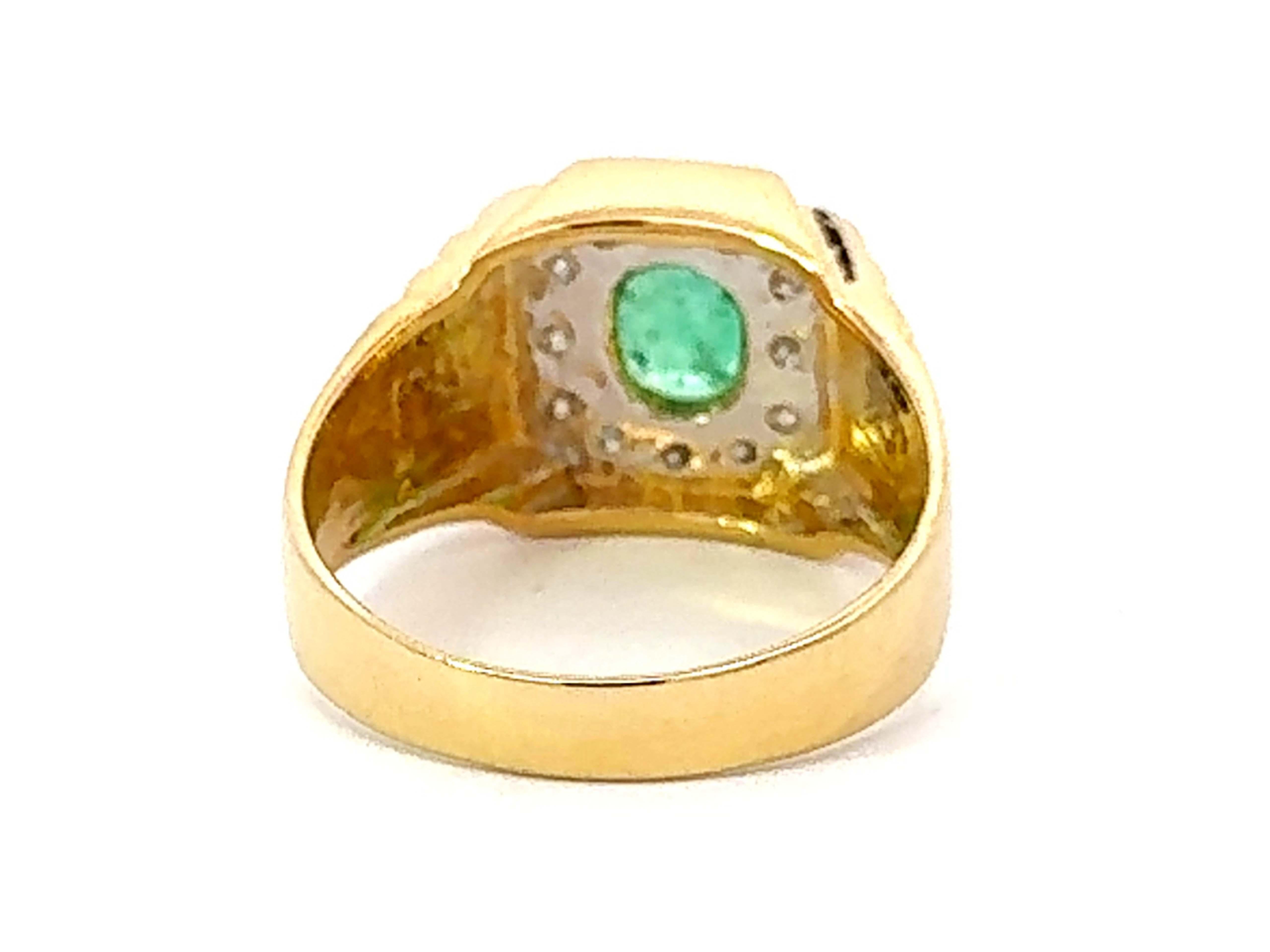 Oval Green Emerald and Diamond Halo Rolex Shoulders Ring 18k Yellow Gold For Sale 1