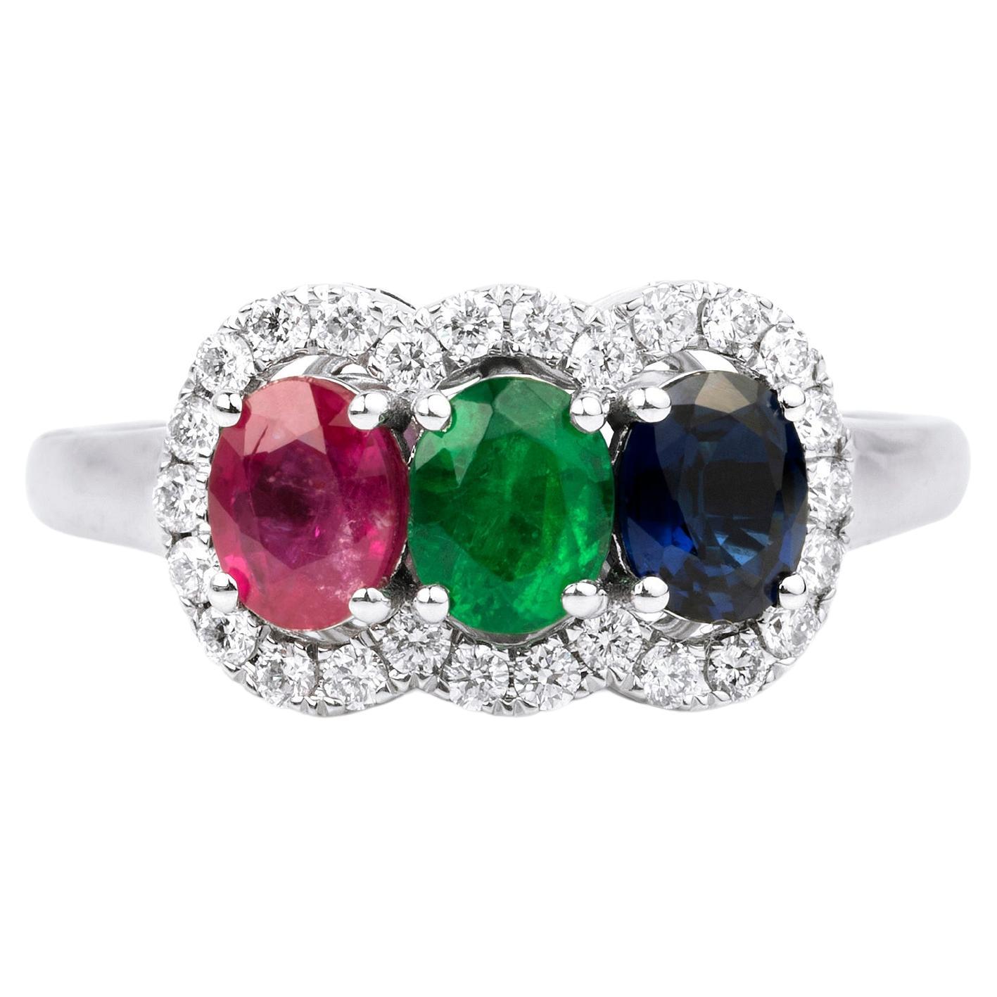 Verlobungsring mit drei Steinen, ovaler grüner Smaragd, blauer Saphir, roter Rubin und Diamant im Angebot