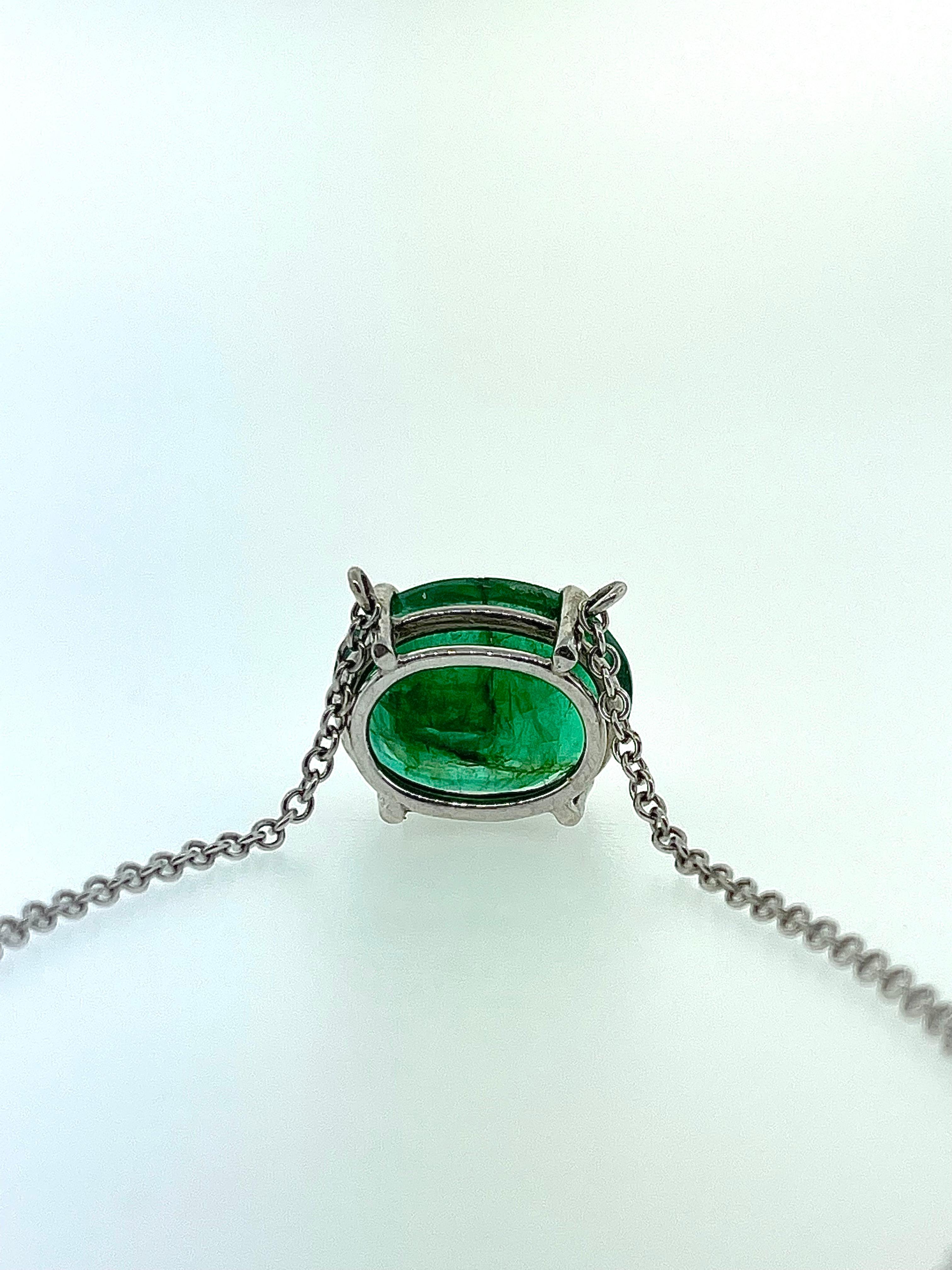 Oval Cut Oval Green Emerald Necklace  For Sale