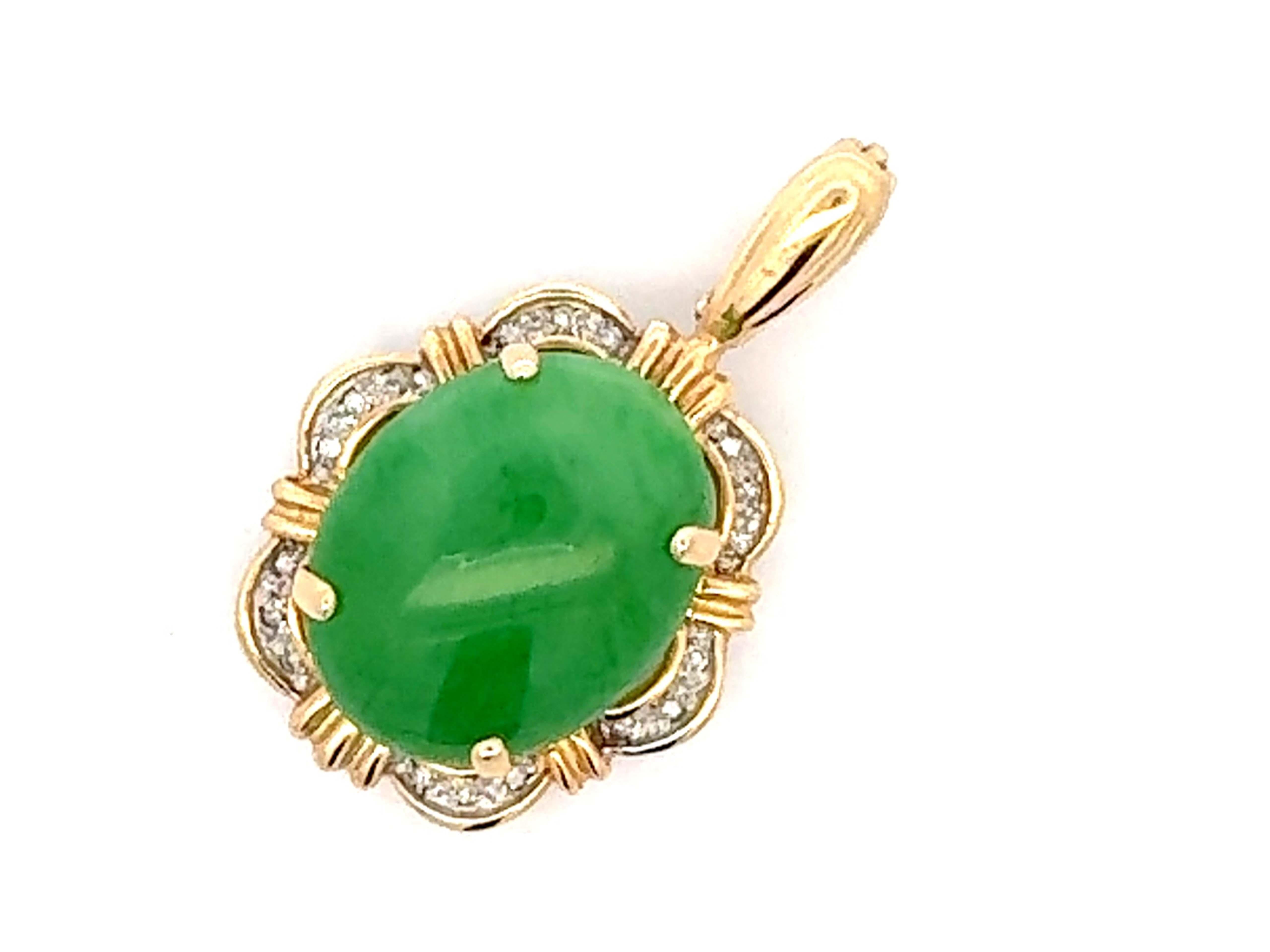 Modern Oval Green Jade Cabochon Diamond Pendant 14k Yellow Gold For Sale
