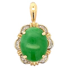 Ovaler grüner Jade-Cabochon-Diamant-Anhänger 14k Gelbgold