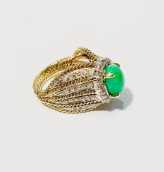 Oval Green Jade Diamond Halo Yellow Gold Fashion Ring with 1 Carat of Diamonds