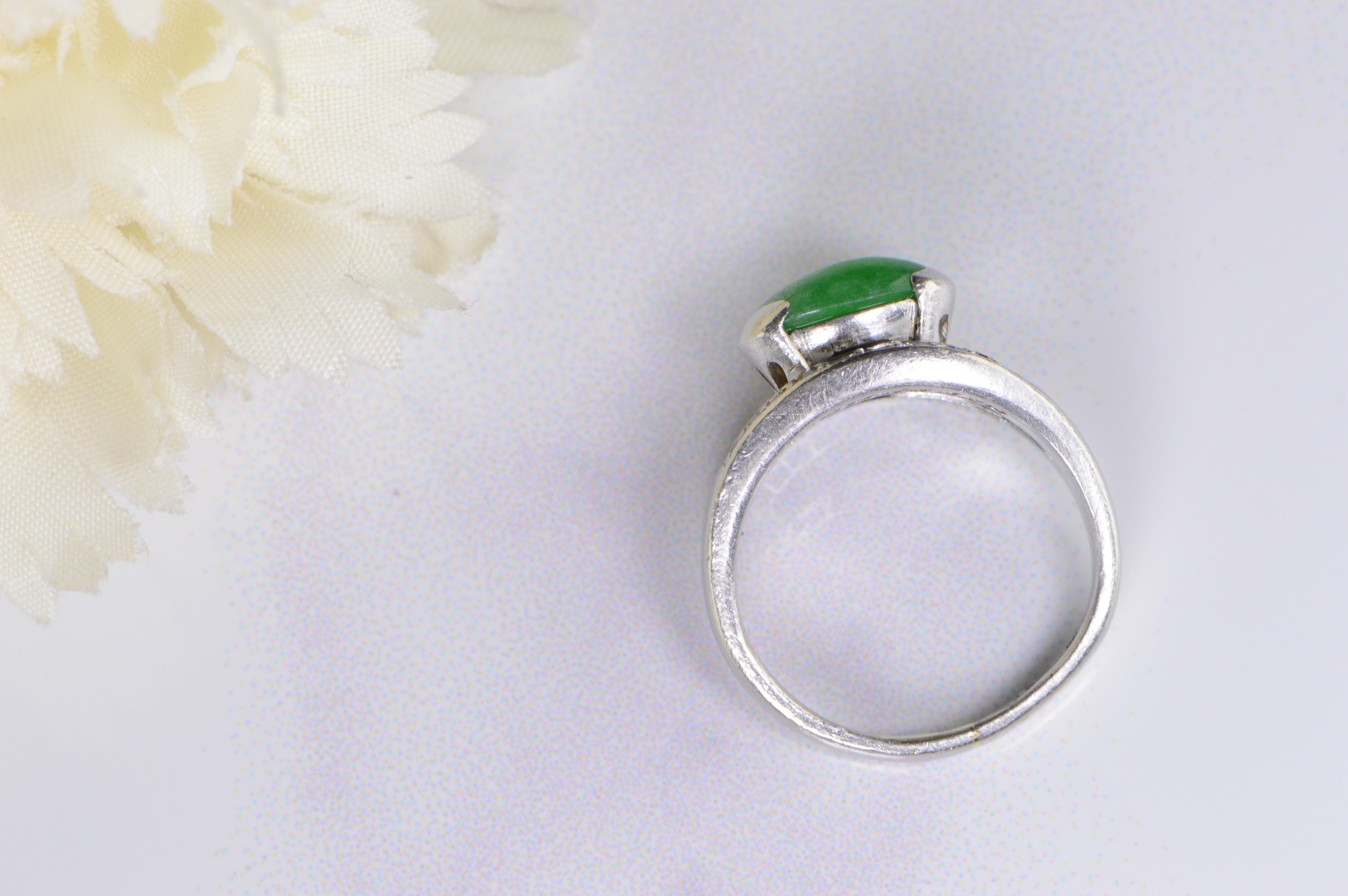 Oval Green Jade Diamond Retro Platinum Ring For Sale 2