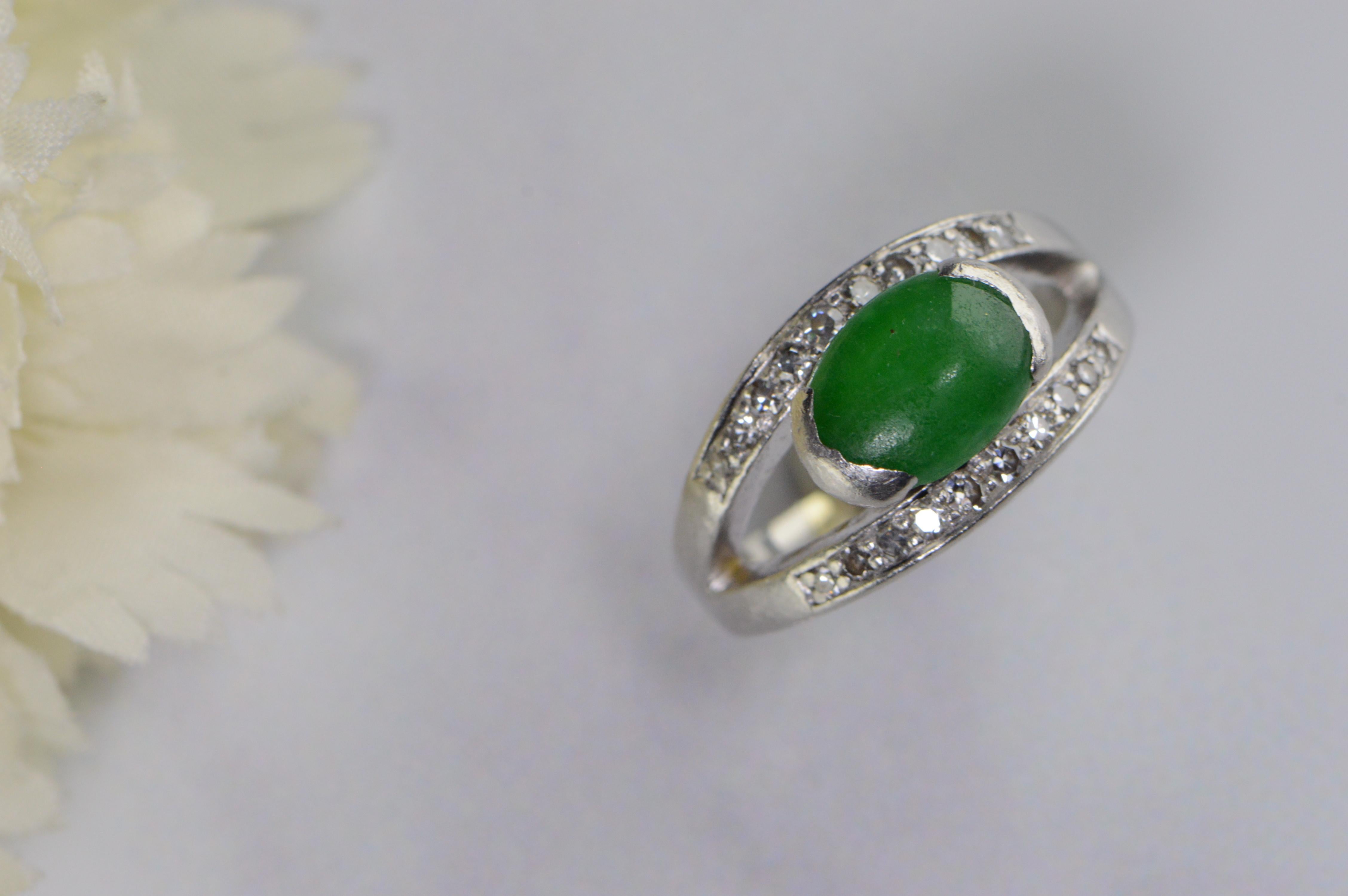 Oval Green Jade Diamond Retro Platinum Ring For Sale 3