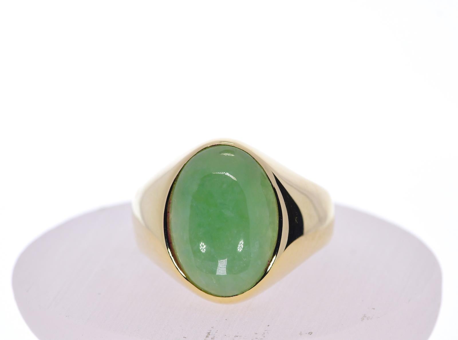 Oval Green Jade in 14k Yellow Gold 12 grams

Stone: Jade   Color: Mossy Green Semi Translucent    Shape:  Oval
Metal: Yellow Gold
Purity: 14k
Total Gram Weight: 12
Ring Size 12 ( Please Inquire For Additional Sizing)   


JESSUP'S PRICE: