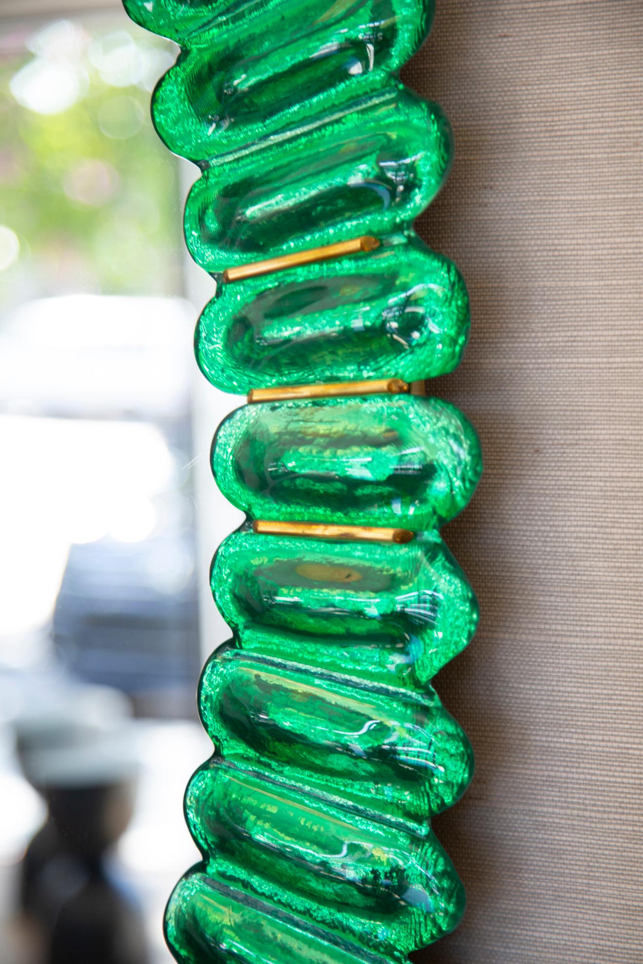 Miroir ovale en verre de Murano vert Kelly, en stock Neuf - En vente à Miami, FL