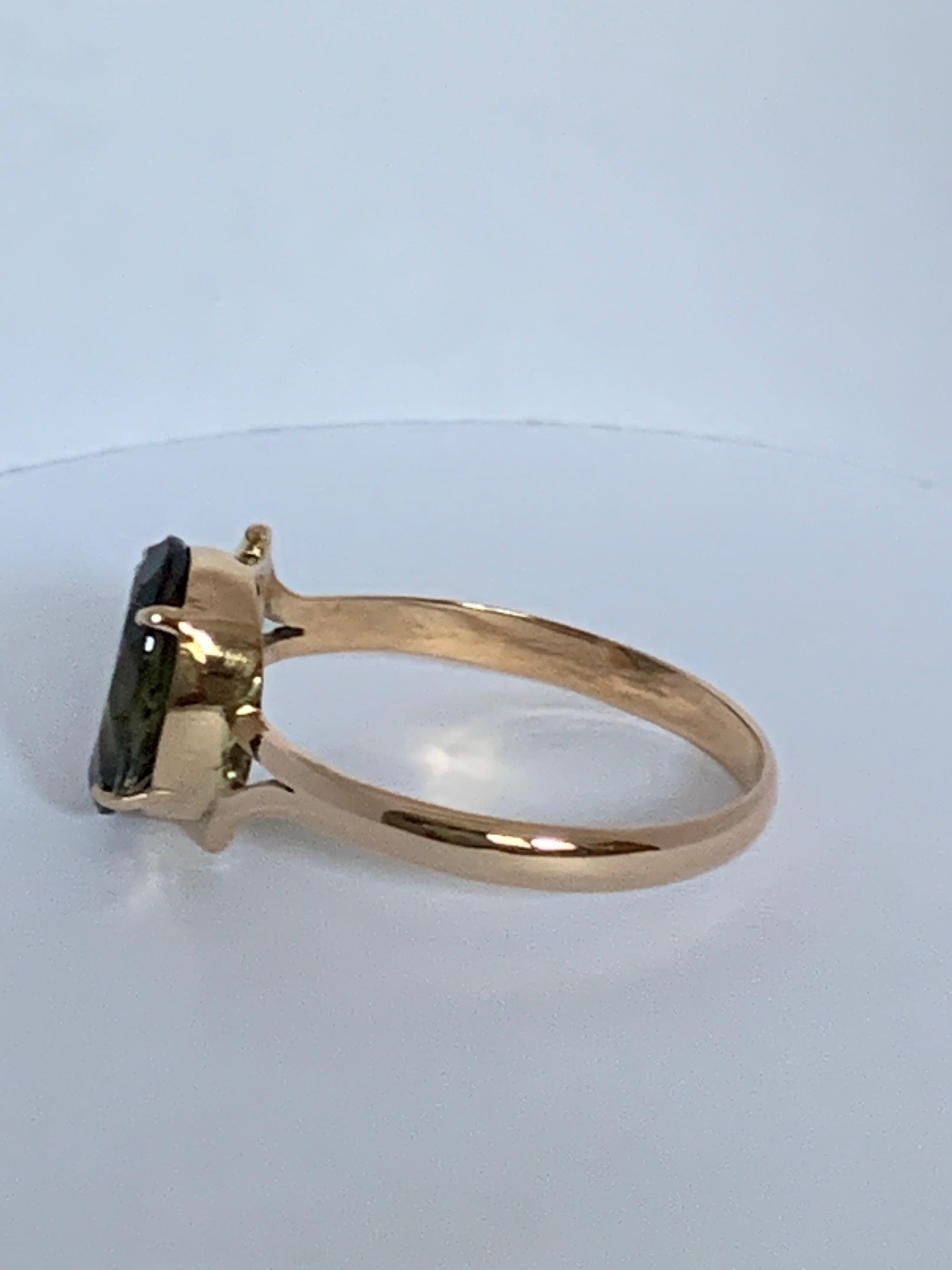 Contemporary 14K Yellow Gold Oval Green Tourmaline Ring  For Sale