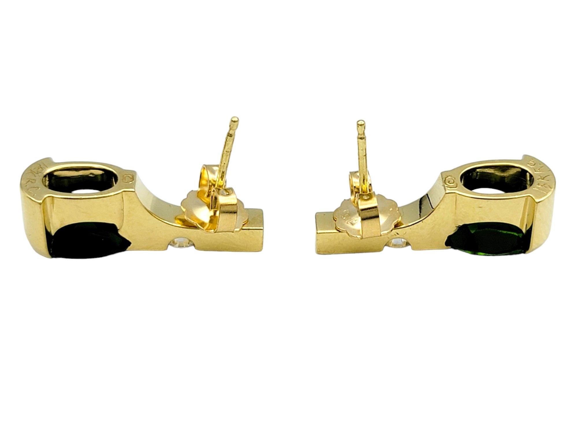 Clous d'oreilles en or jaune 18 carats, grenat tsavorite vert ovale et diamants Pour femmes en vente