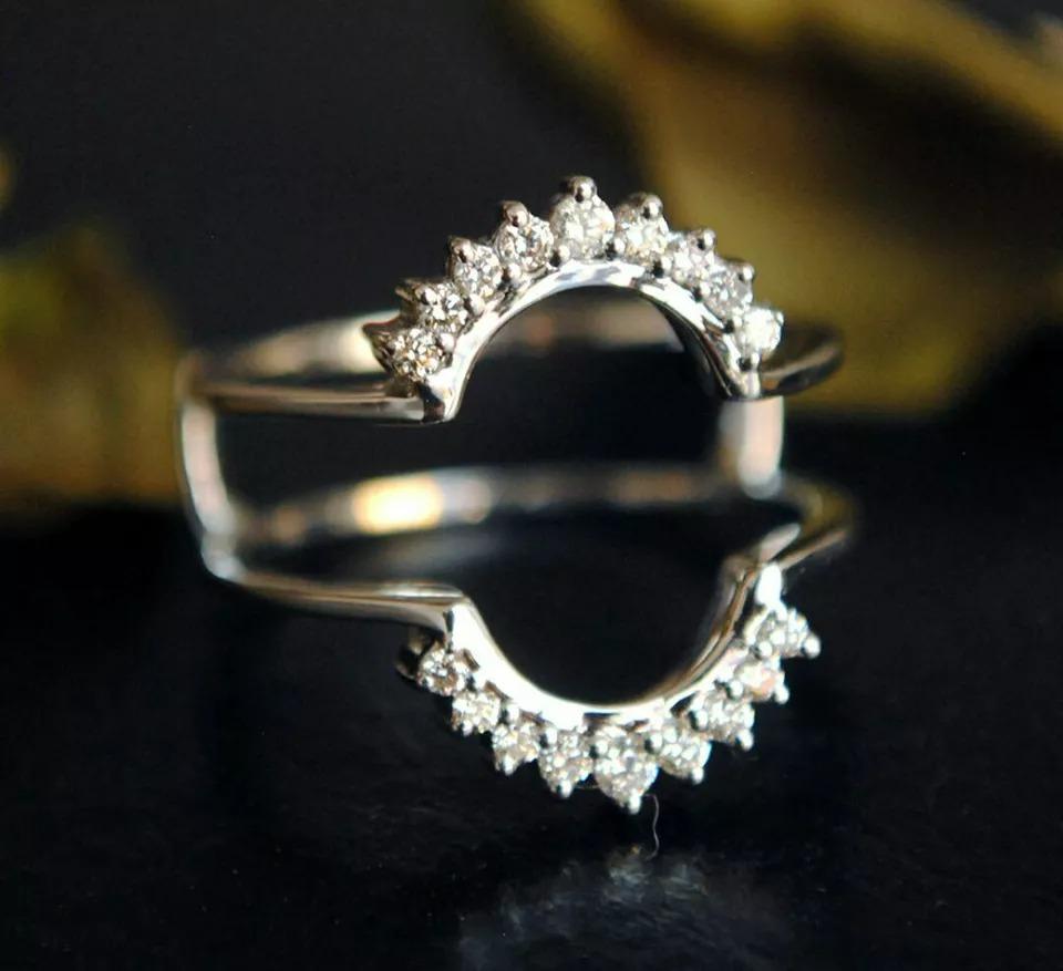Oval Ring Guard Diamond 14k Gold Halo Ring Enhancer Wedding Stack Ring Guard
Light weight can be worn everyday

Additional information:
Condition: New without tags: A brand-new, unused, and unworn item (including handmade items) that is not in