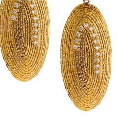Oval Hammered Wire Earring with Diamonds in 20K Yellow Gold