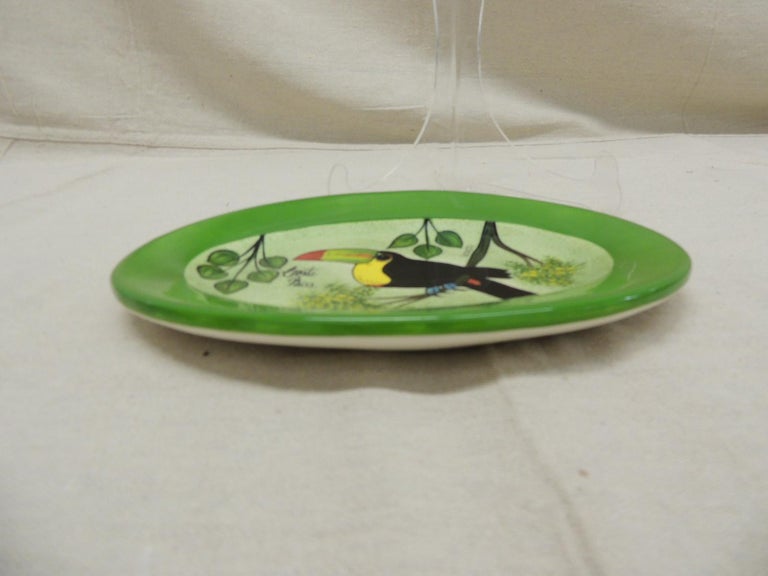 Oval Hand Painted Decorative Dish Depicting a Tucan For Sale at 1stDibs