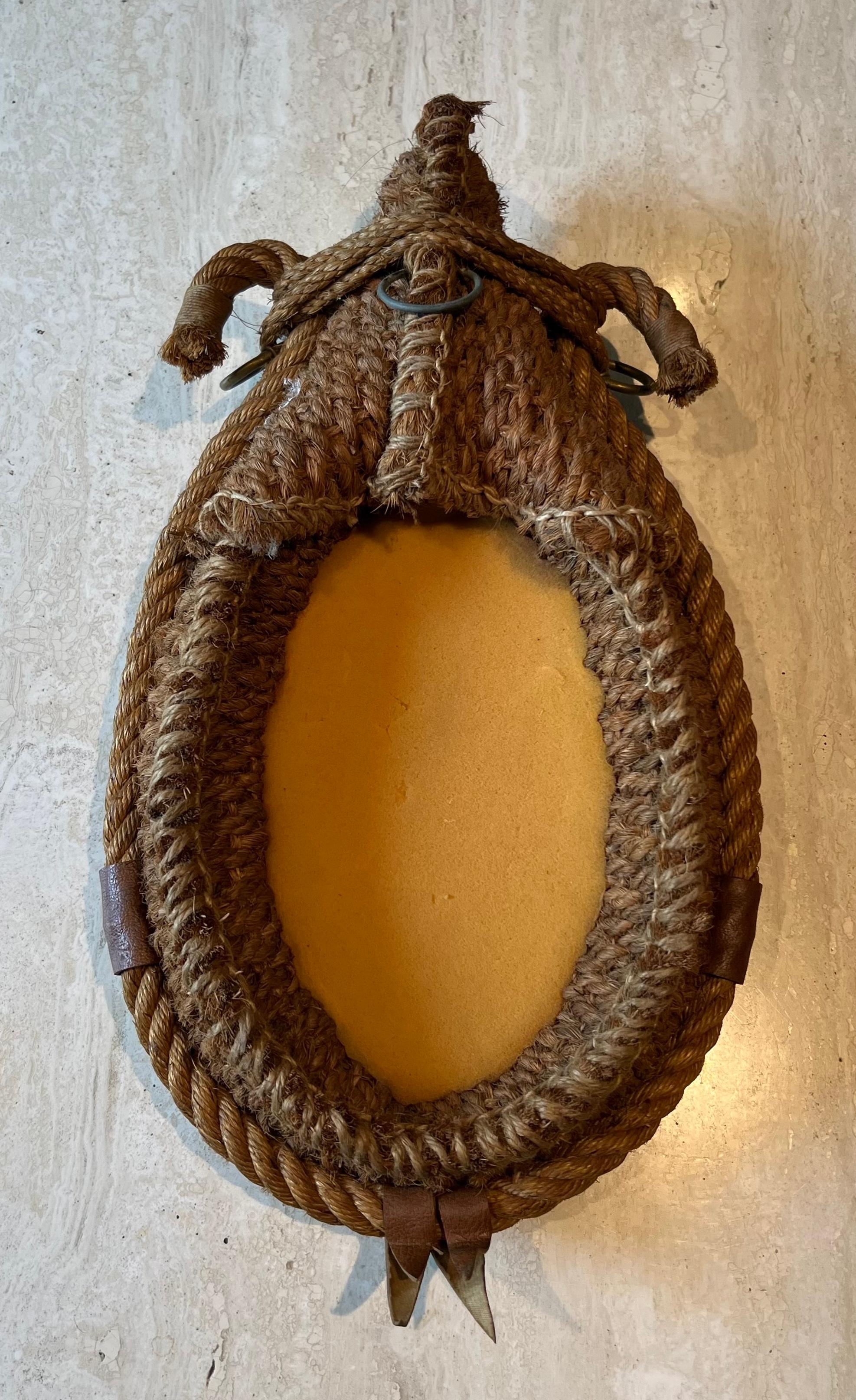 Specchio ovale con collare di cavallo in corda e pelle di Audoux Minet in vendita 2
