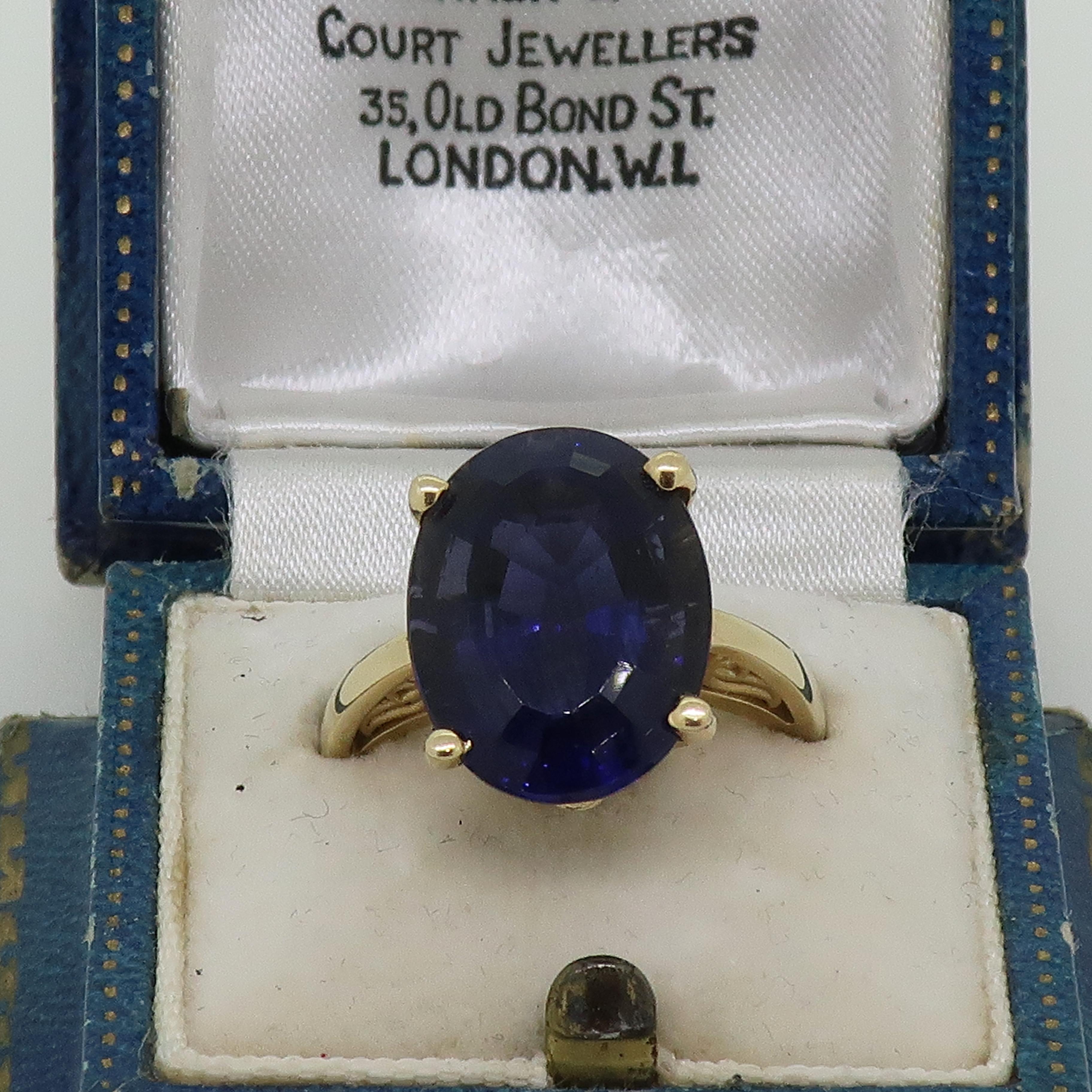 Women's Oval Iolite Solitaire Ring 14 Karat Yellow Gold