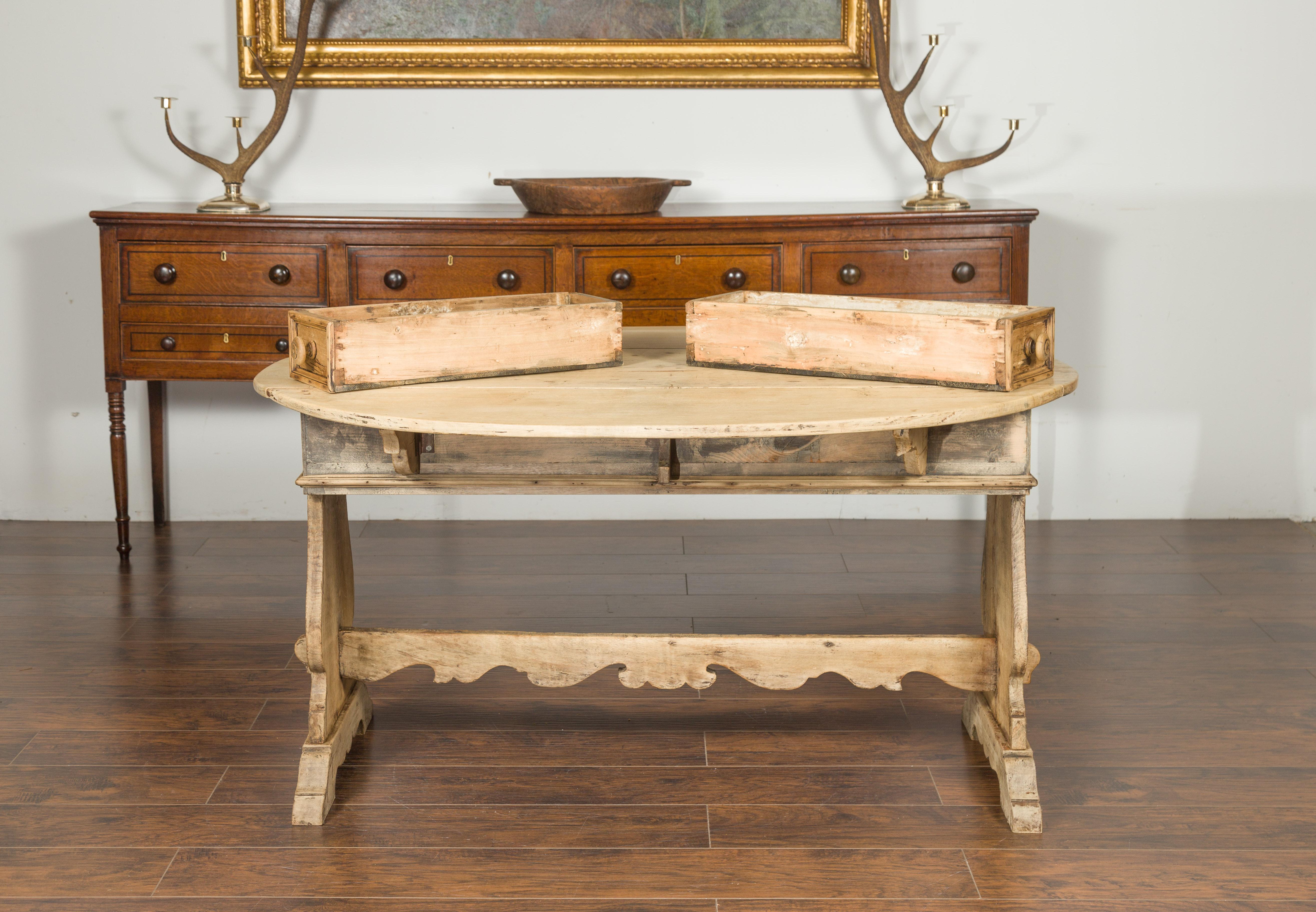 Oval Italian 1800s Bleached Walnut Drop-Leaf Trestle Table with Drawers For Sale 9