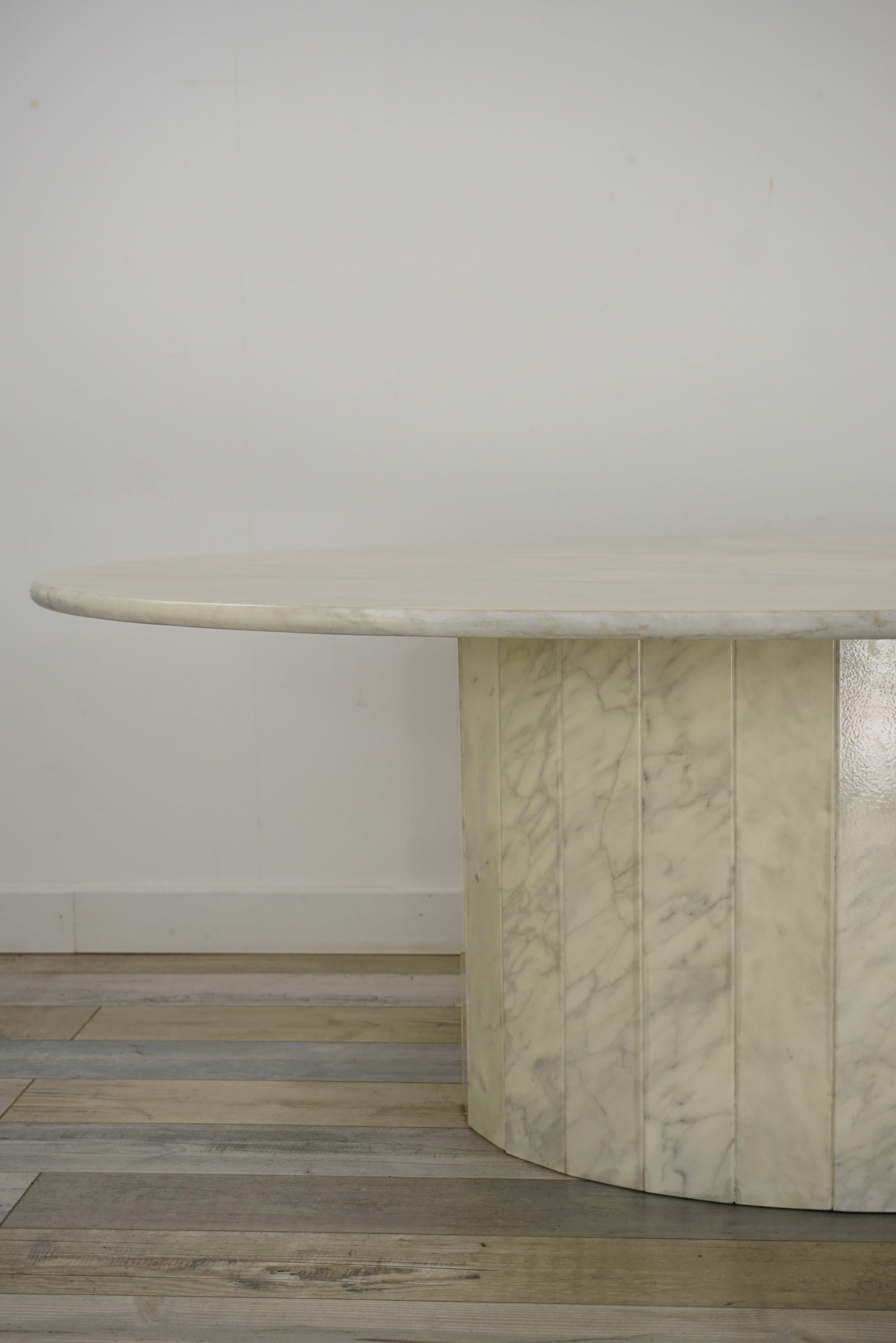 European Oval Italian Design Marble Coffee Table Hollywood Regency Style