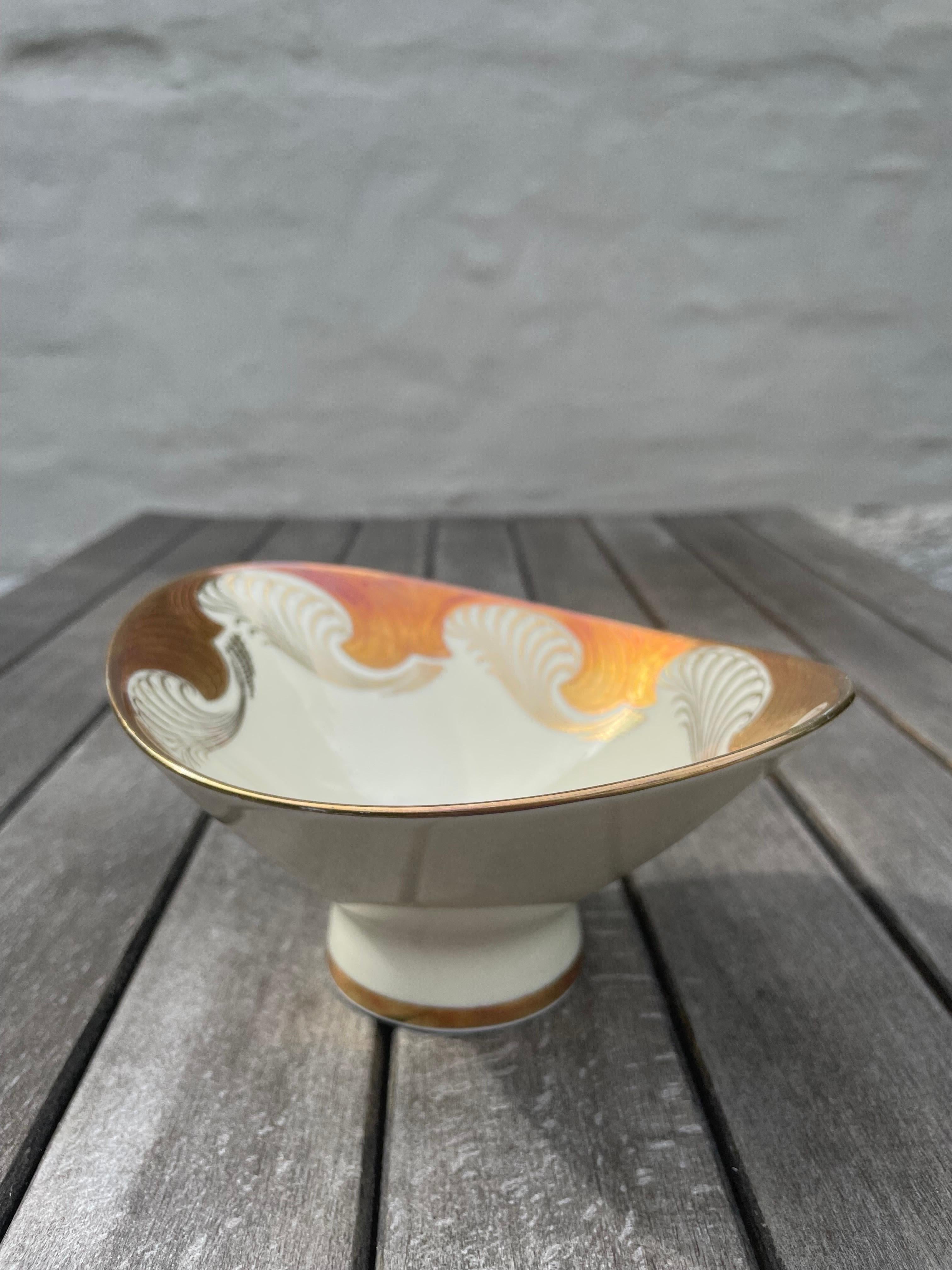 German Alka Kunst Bavaria Oval Ivory White Golden Decorative Porcelain Bowl, 1960s For Sale