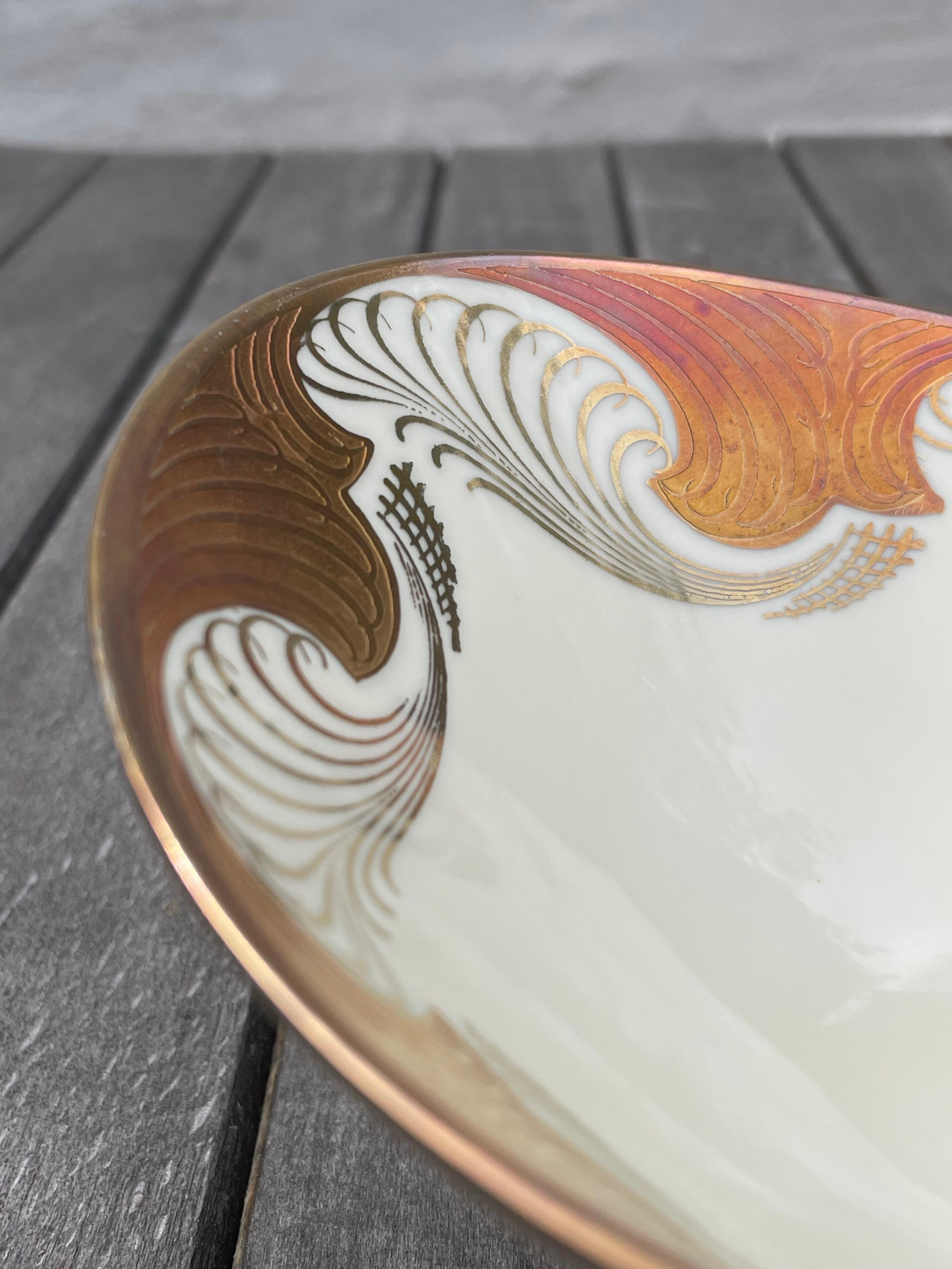 20th Century Alka Kunst Bavaria Oval Ivory White Golden Decorative Porcelain Bowl, 1960s For Sale