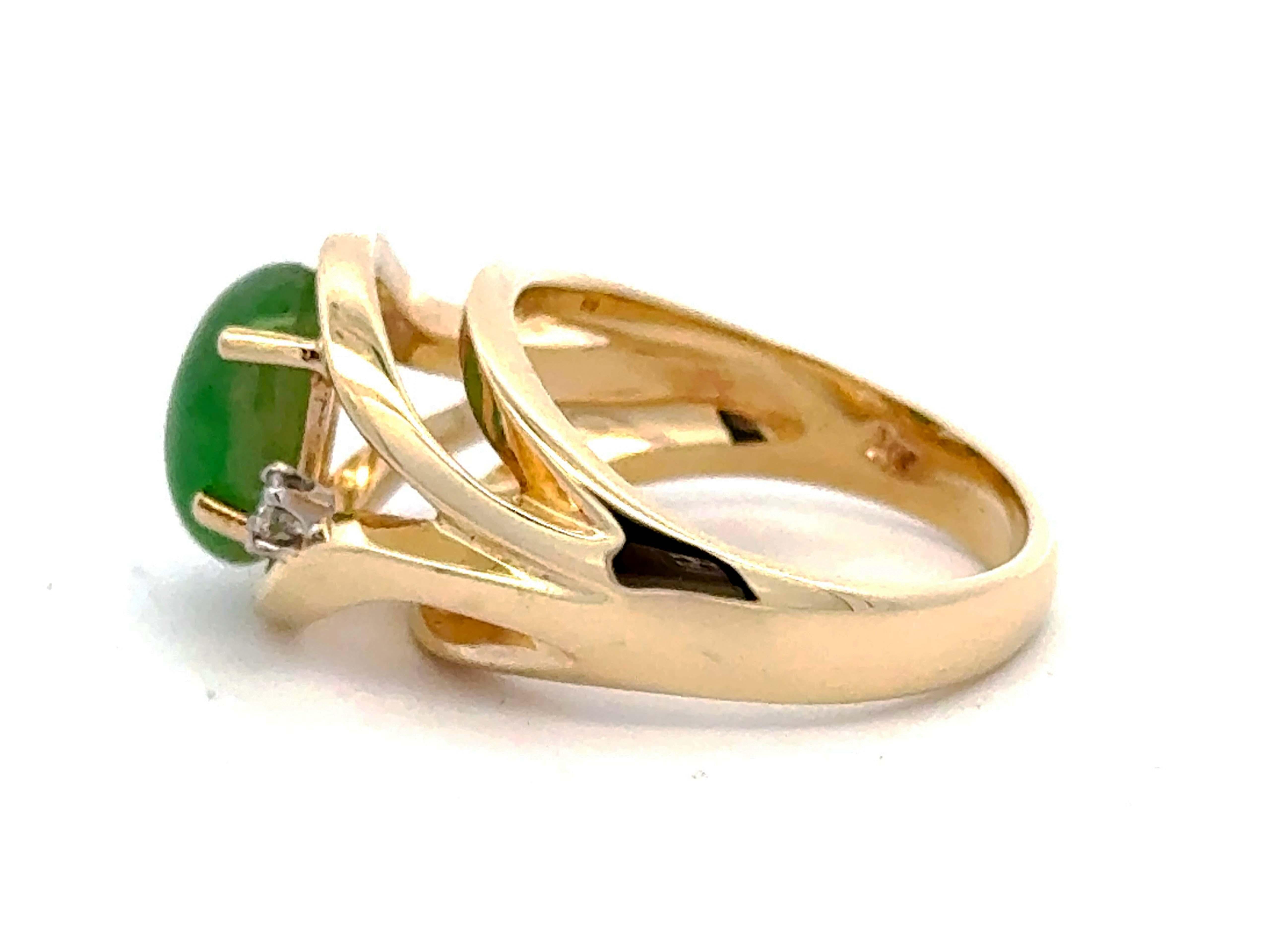 Women's Oval Jade Cabochon Diamond Ring 14K Yellow Gold For Sale