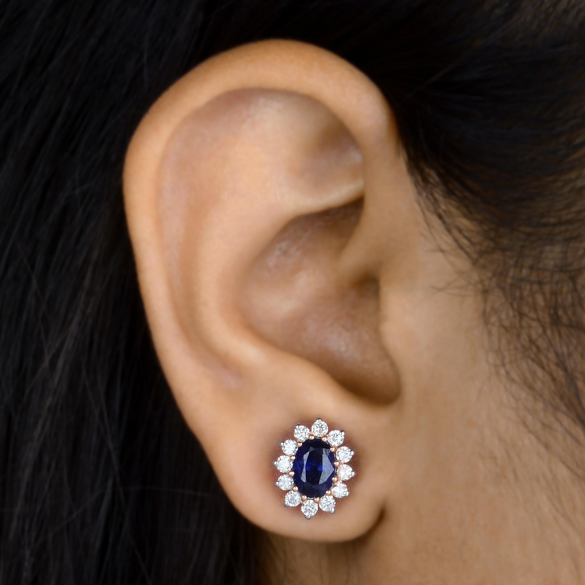 Taille ovale Clous d'oreilles en or rose massif 10 carats avec Kyanite ovale et diamants en vente