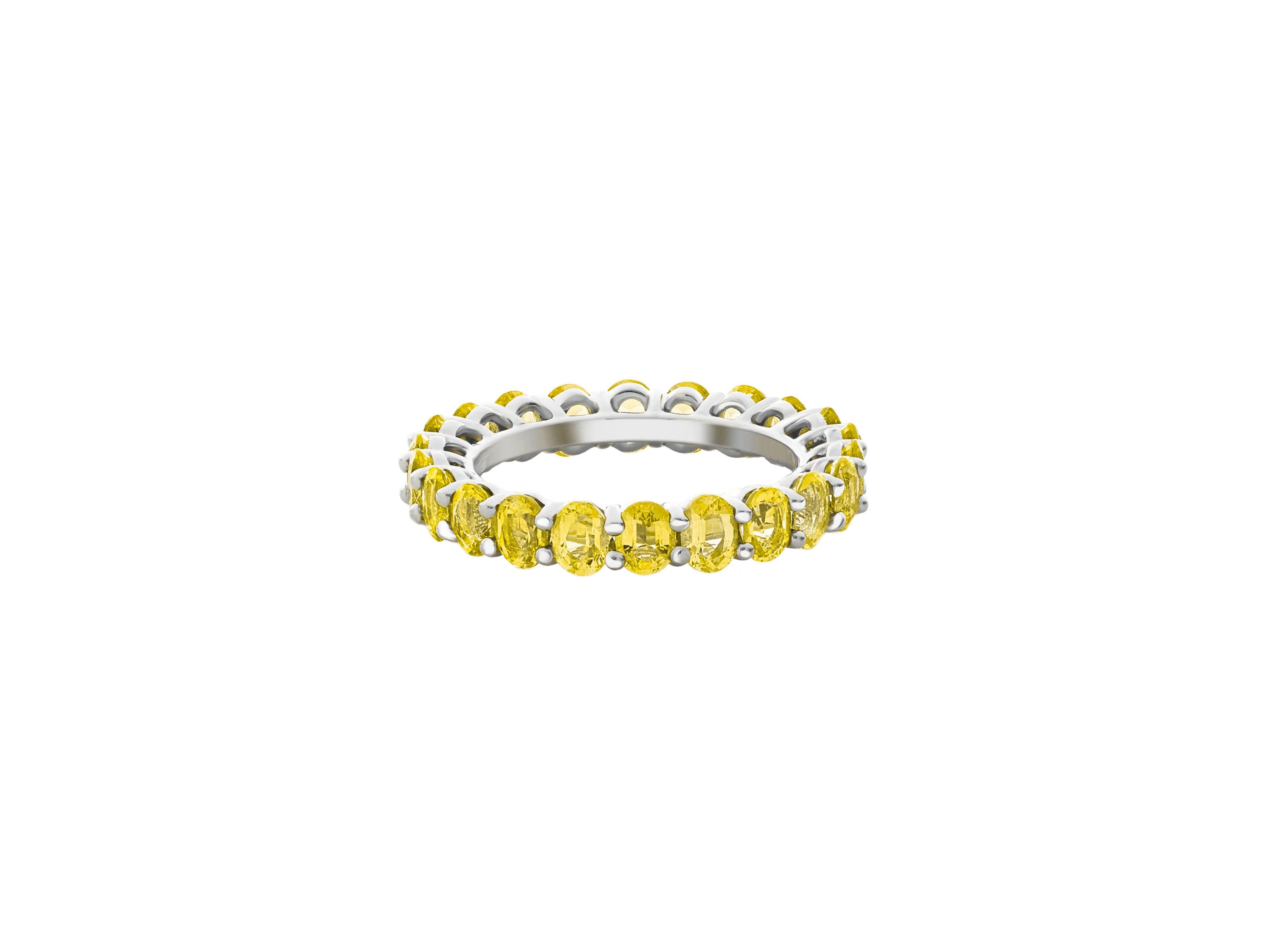 Oval Lab Sapphire Full Eternity Wedding Band. Yellow lab sapphire eternity 14k gold ring. Sapphire matching wedding band. Yellow gem stackable ring. 

Metal: 14k gold
Weight: 2.3 depends from size

Gemstone:
Lab sapphire: yellow color, 4x3 mm size,