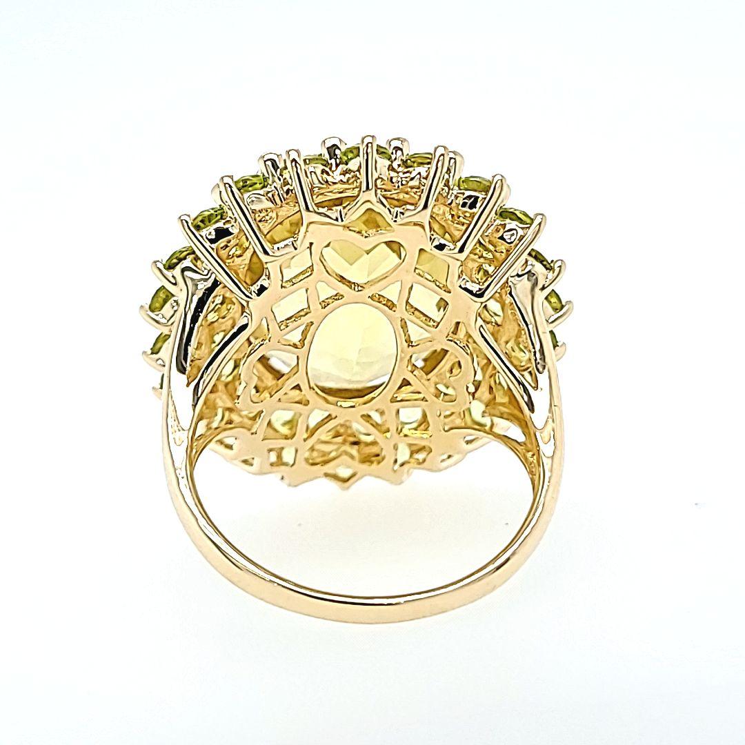 Oval Cut Oval Lemon Citrine Quartz Cocktail Ring in Yellow Gold For Sale
