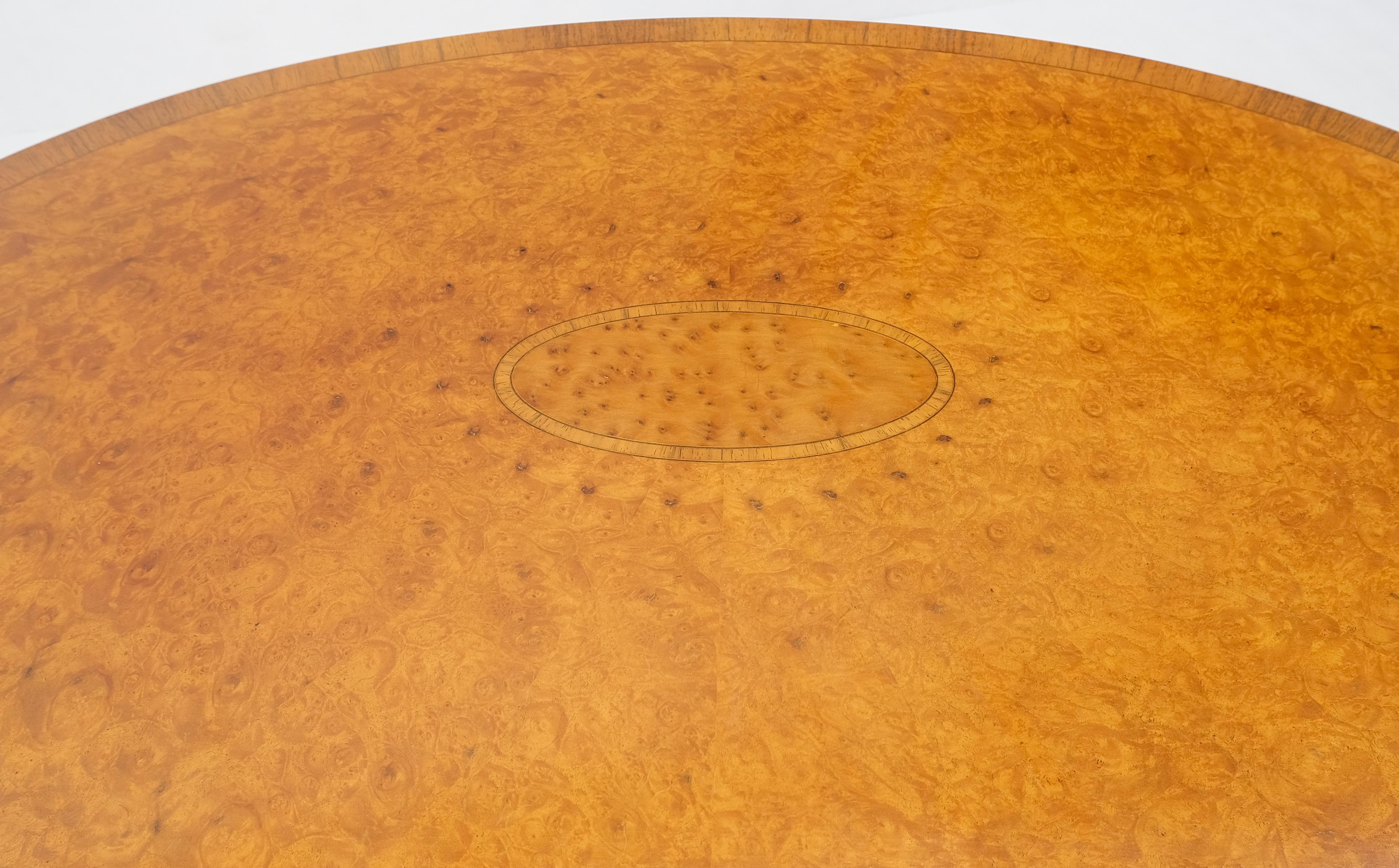 Broussin Table basse centrale de style fédéral ovale en ronce de bois claire incrustée MINT ! en vente