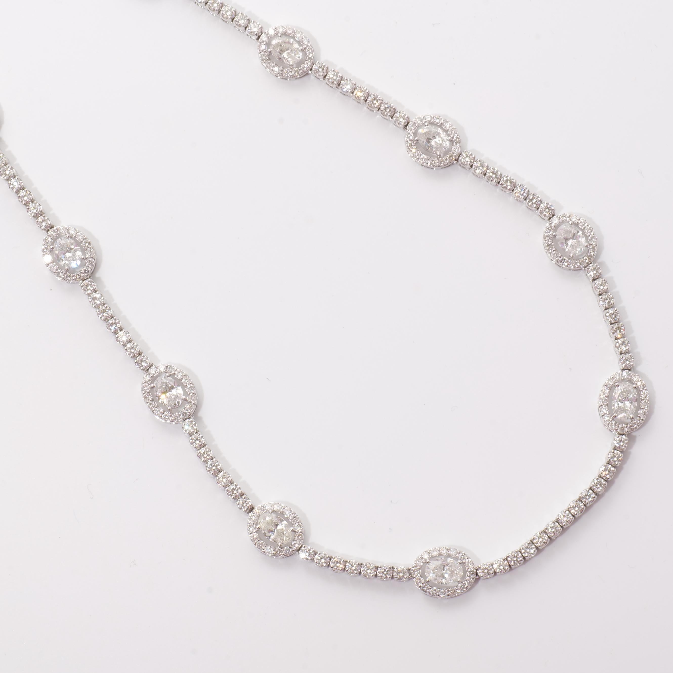 Collana Tennis con diamanti aureolati a maglie ovali in oro massiccio 14k (certificato) in vendita