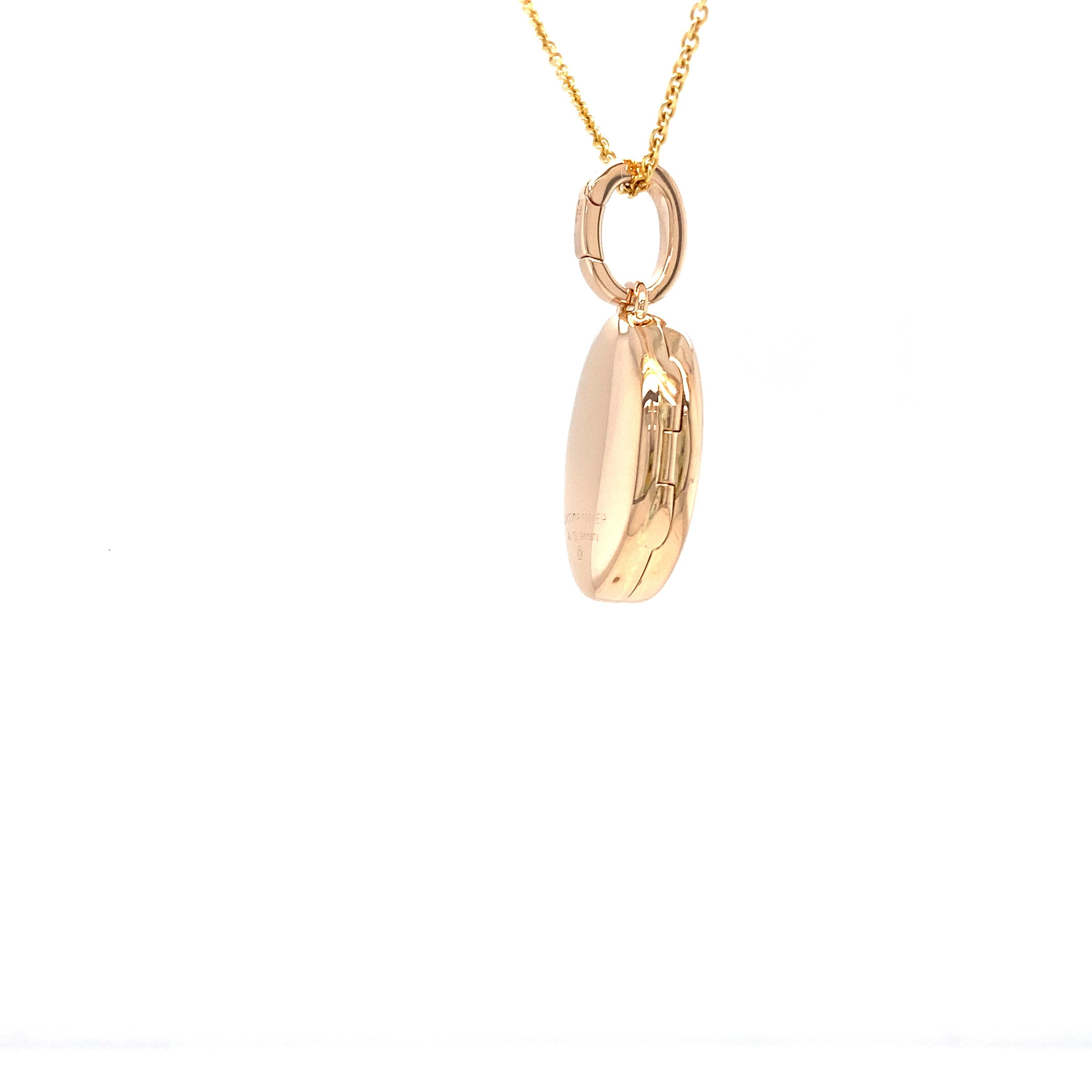 Women's Oval Locket Pendant Dragonfly - 18k Rose Gold - Opalescent Pink Enamel Guilloche For Sale