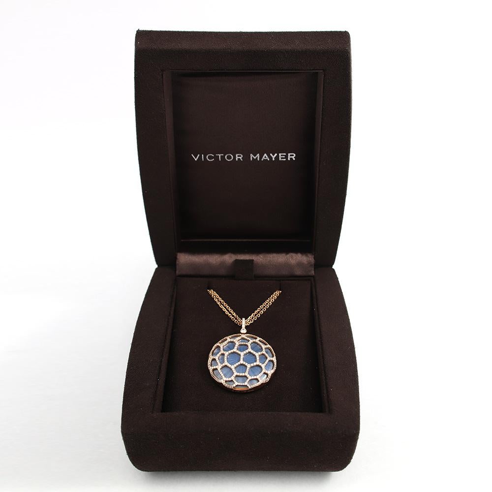  Oval Locket Pendant Necklace - 18k Yellow Gold - Blue Enamel - 1 Sapphire For Sale 4