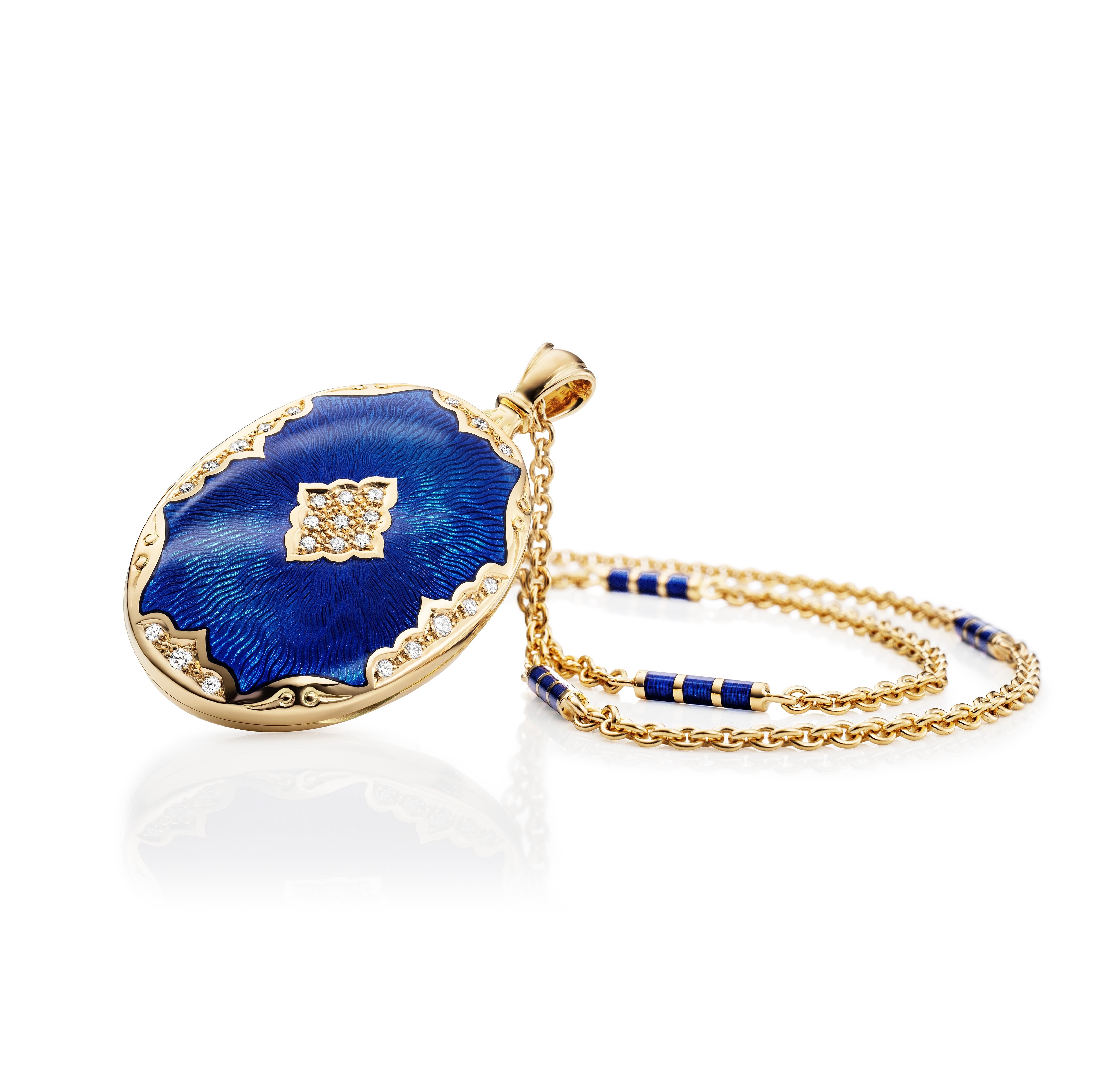 Victorian Oval Locket Pendant Necklace 18k Yellow Gold Blue Enamel 25 Diamonds 0.19 Carat For Sale