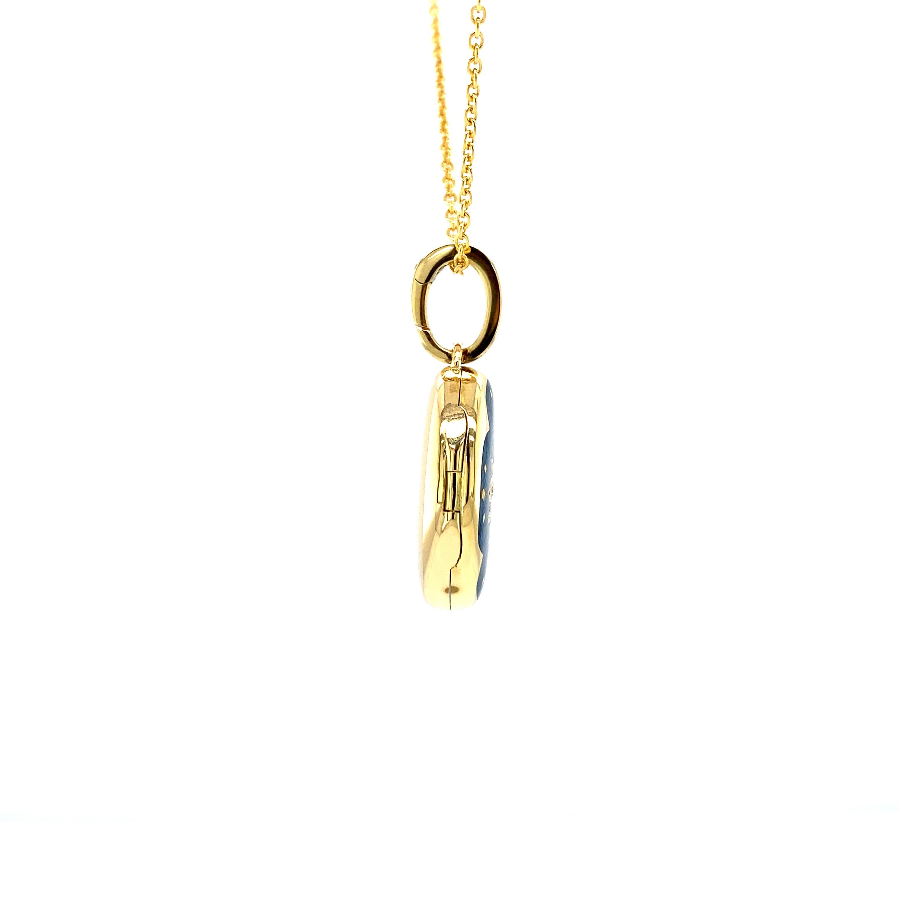 Contemporary Oval Locket Pendant Necklace 18k Yellow Gold Blue Enamel 9 Diamonds 0.07 ct G VS For Sale