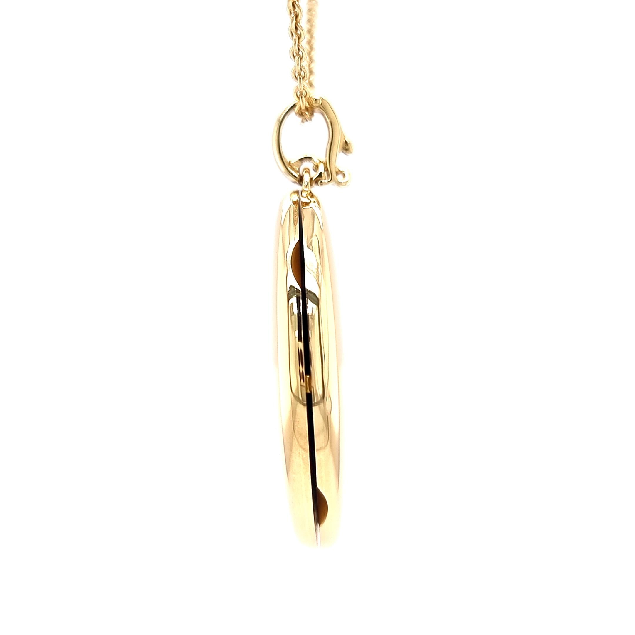 Ovale Medaillon-Halskette mit Anhänger und Emaille-Gliederkette aus 18 Karat Gelbgold im Angebot 1
