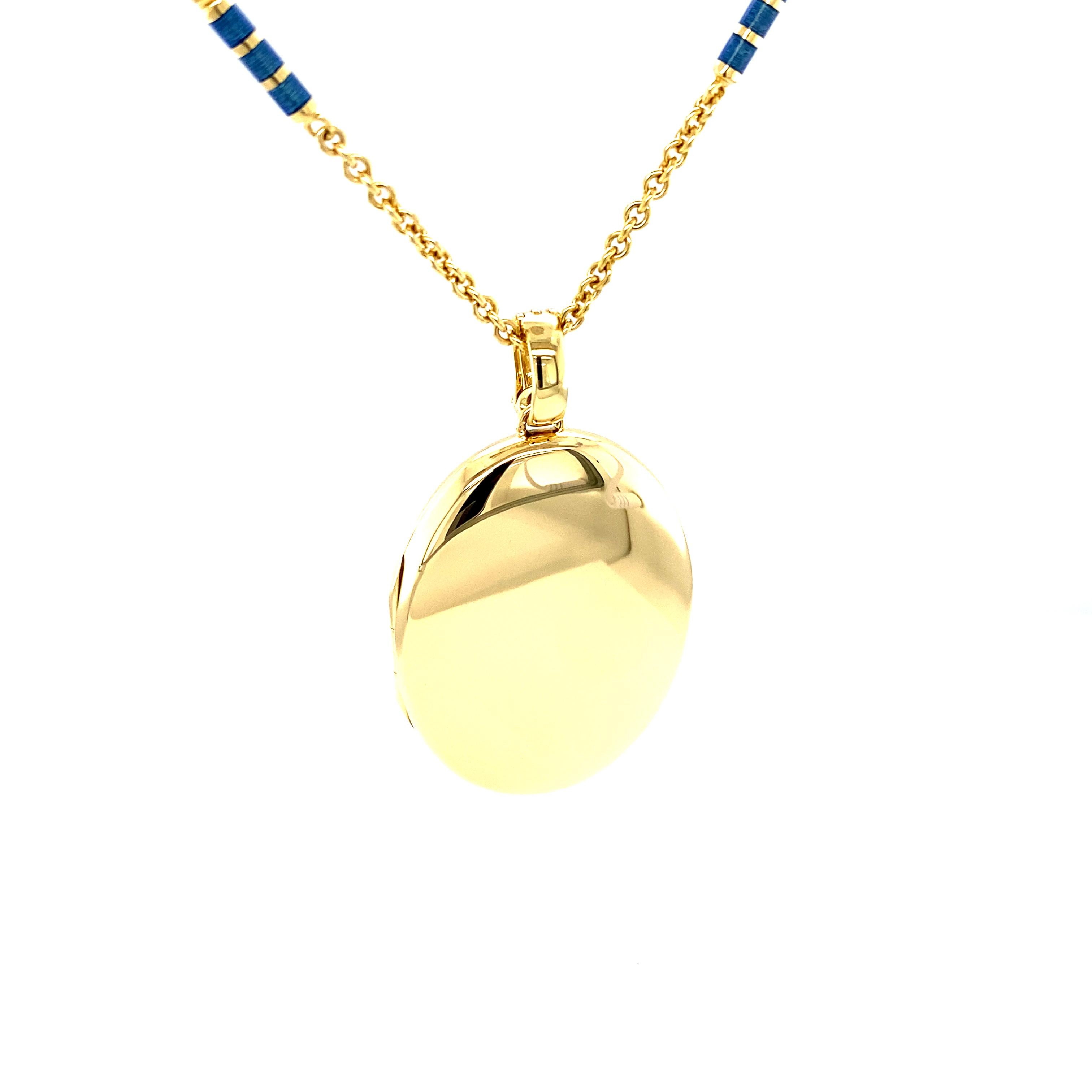 Women's Oval Locket Pendant Necklace and Enamel Link Chain 18k Yellow Gold For Sale