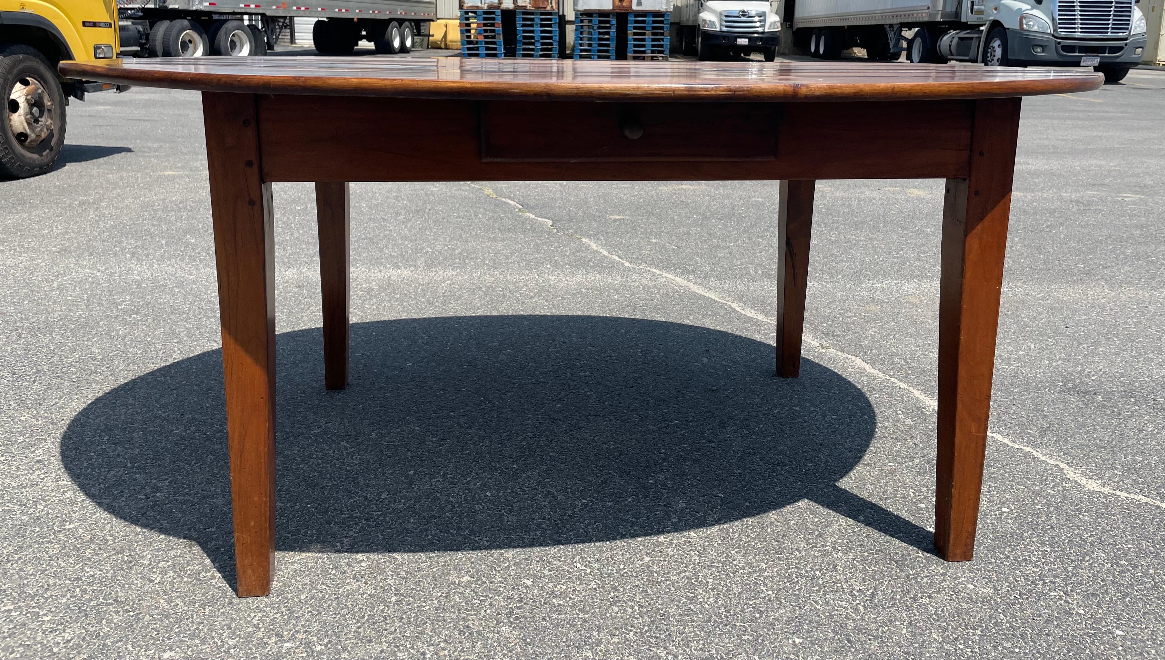 Oval Mahogany Farm Table with Single Drawer In Good Condition For Sale In Nantucket, MA