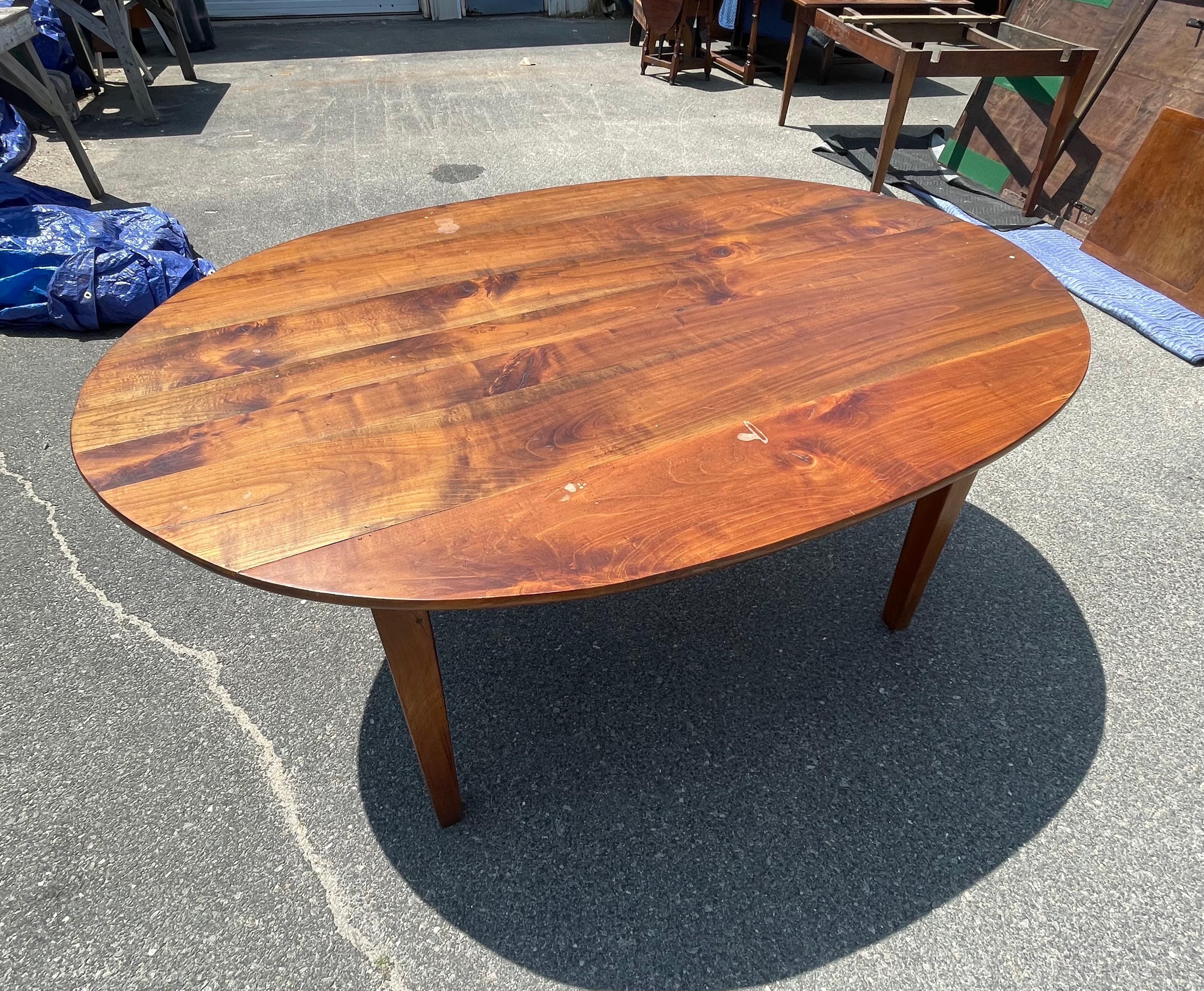 Oval Mahogany Farm Table with Single Drawer For Sale 2