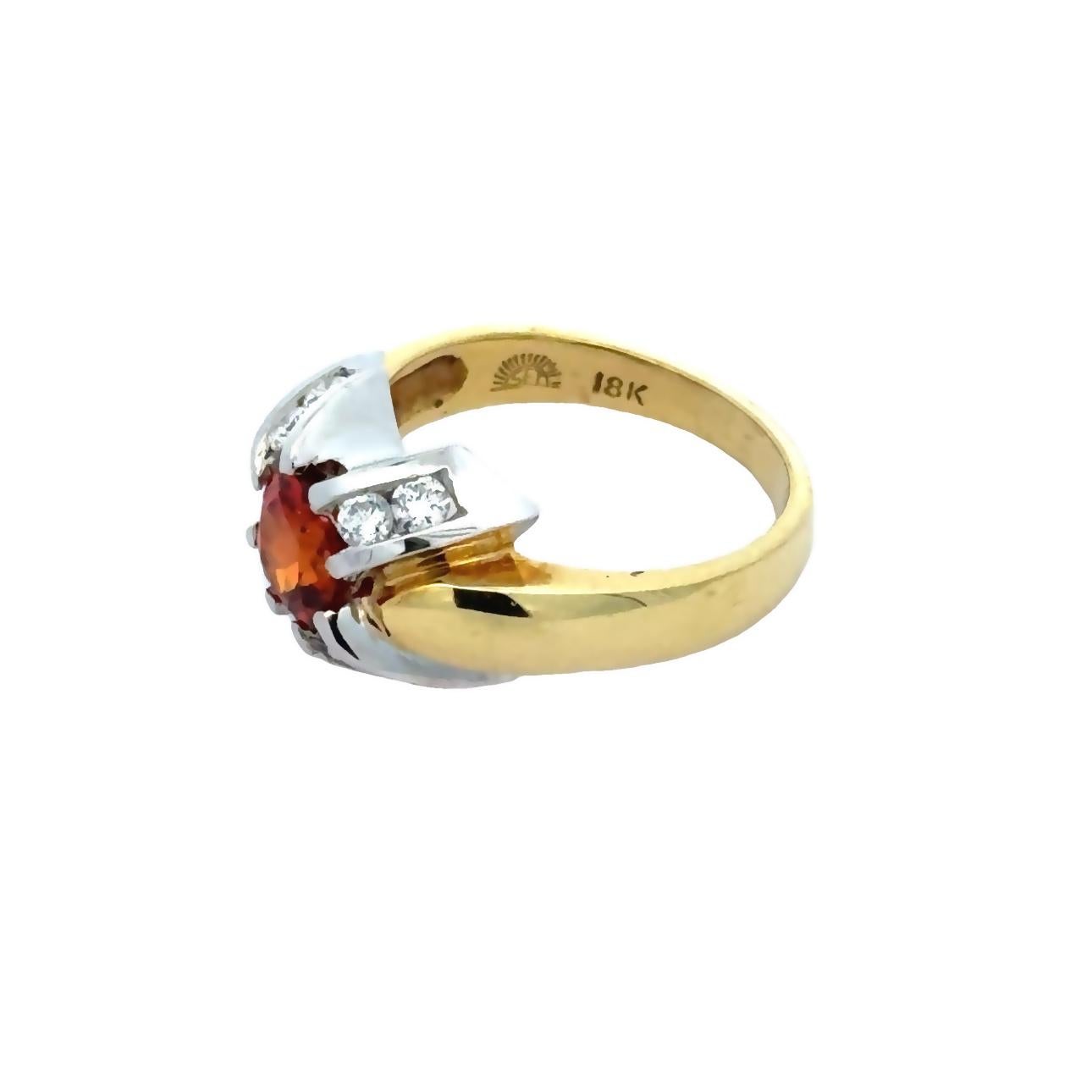 Oval Mandarin Orange Garnet and Diamonds in 18K Gold Bold Cocktail Ring In Good Condition For Sale In Derby, NY