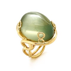 18K Yellow Gold Oval Mango Moonstone Ring