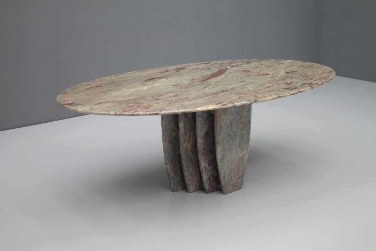 Oval Marble Coffee Table, Italy, 1970s In Good Condition In Frankfurt / Dreieich, DE